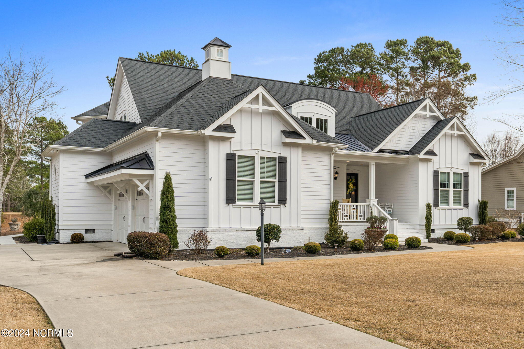 804 Breezewood Drive SE