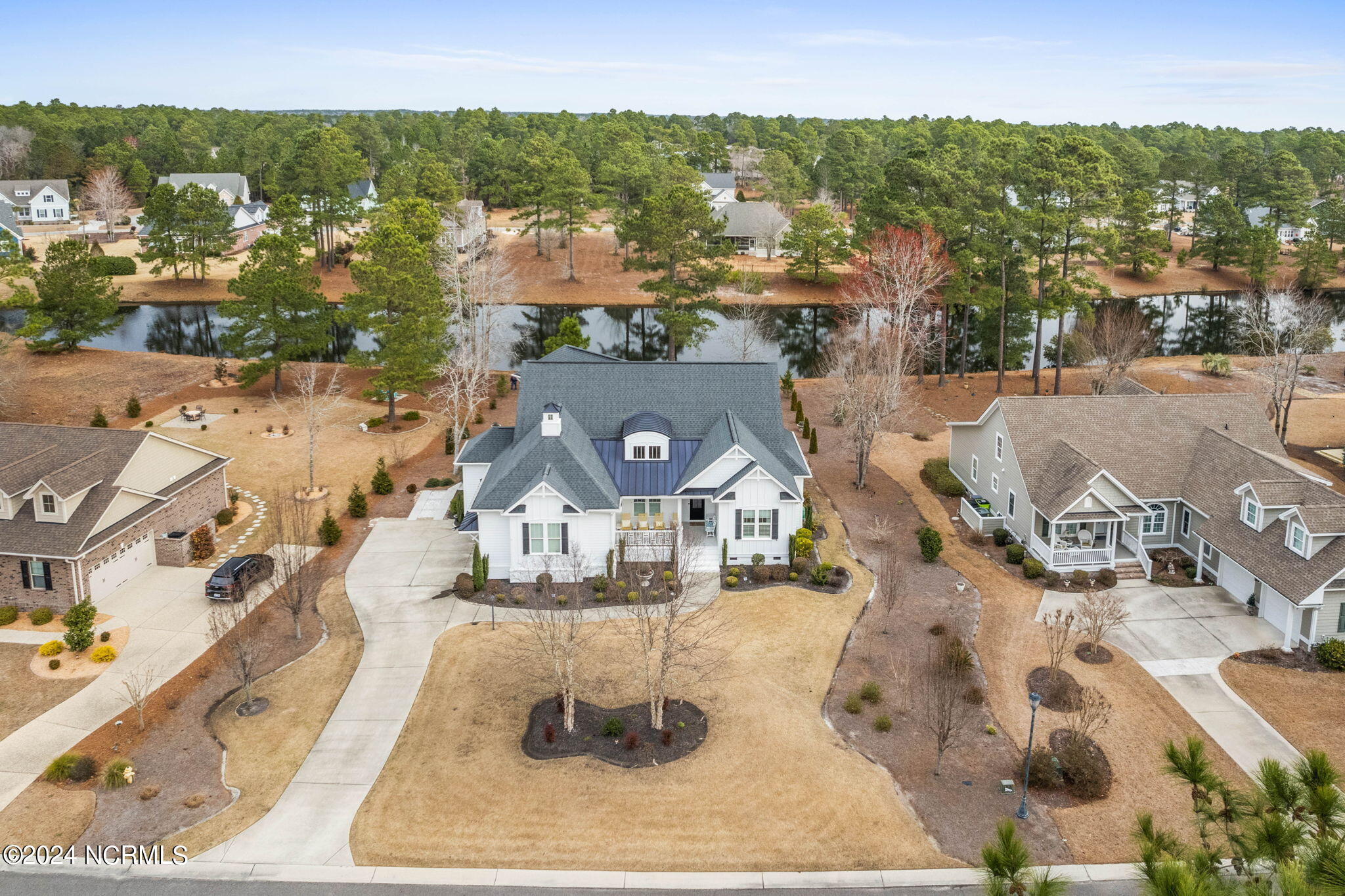 804 Breezewood Drive SE