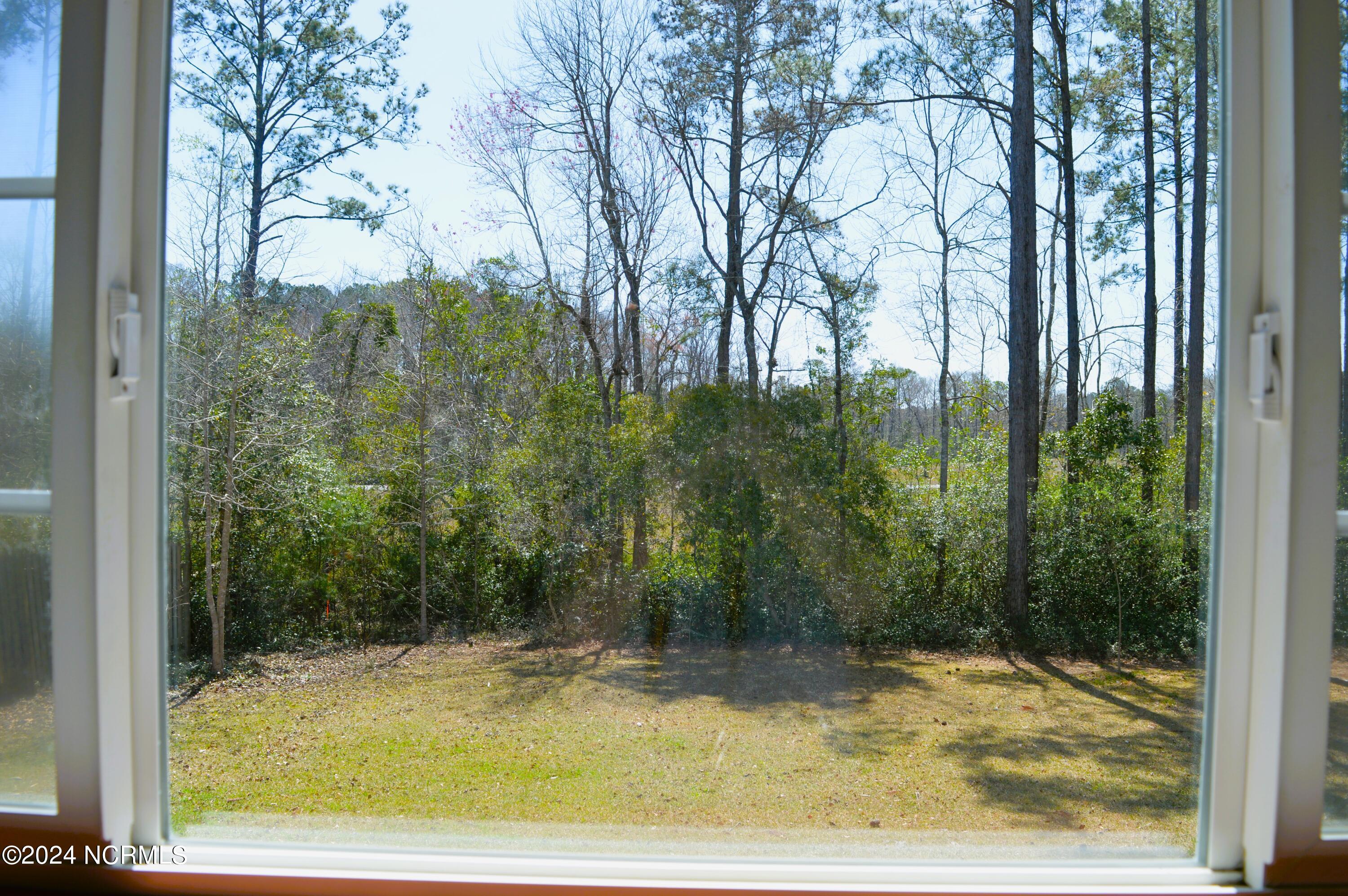 1886 Pelican Point Court SE