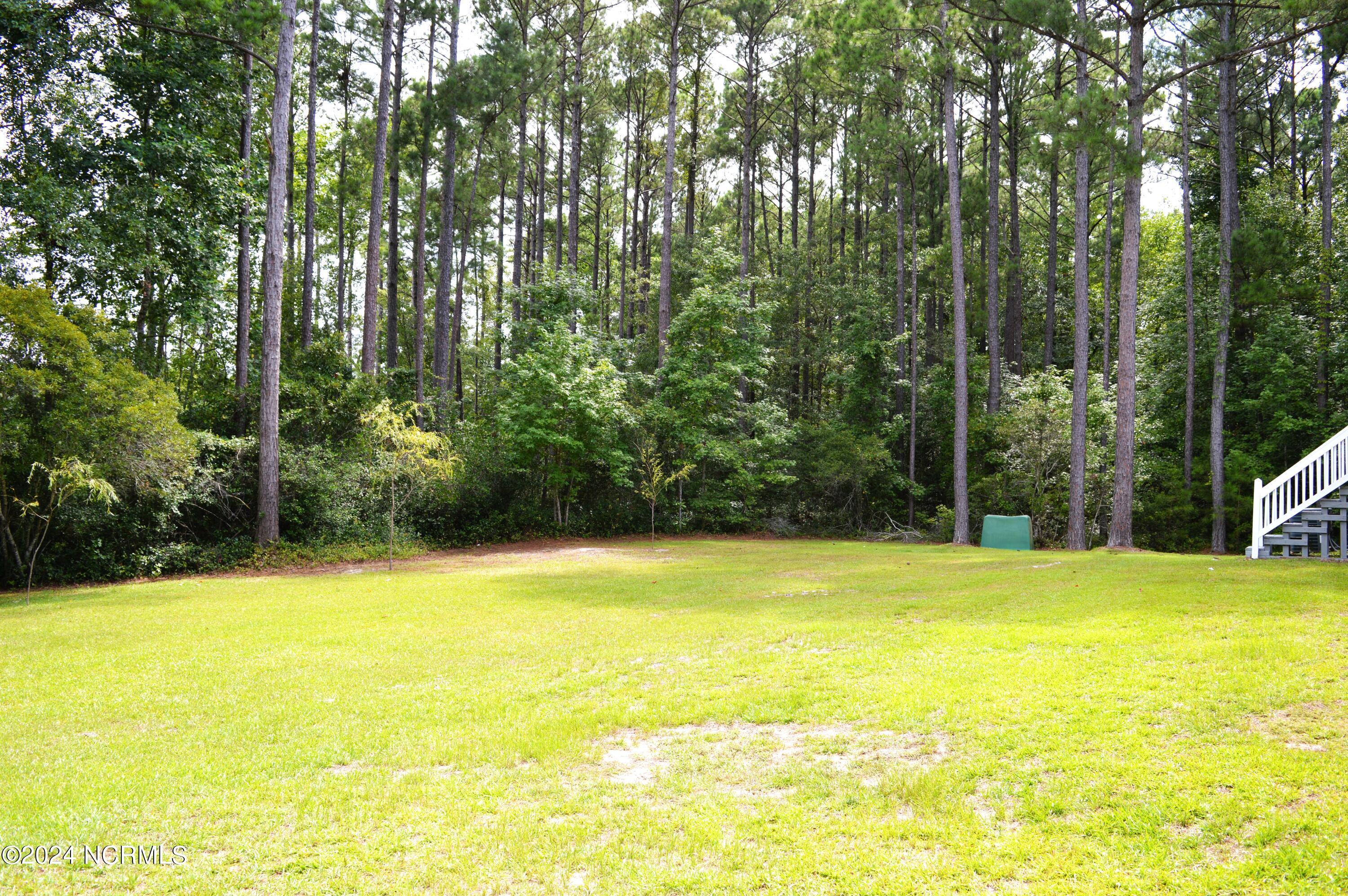 1886 Pelican Point Court SE