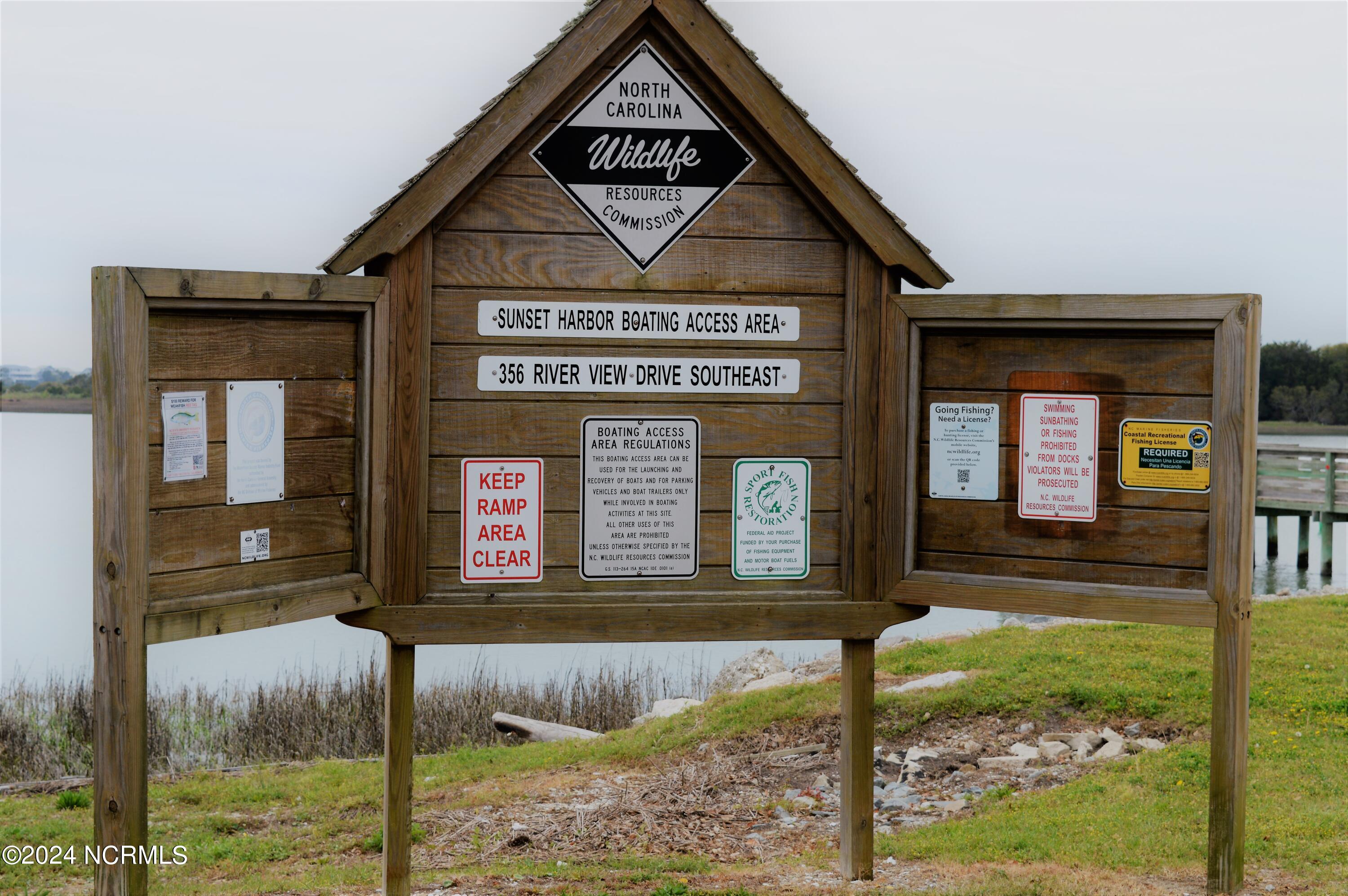 1886 Pelican Point Court SE