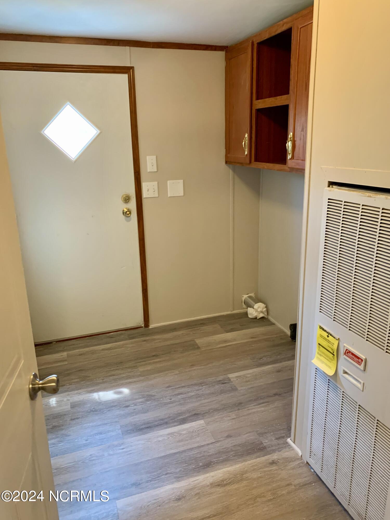 1886 Pelican Point Court SE