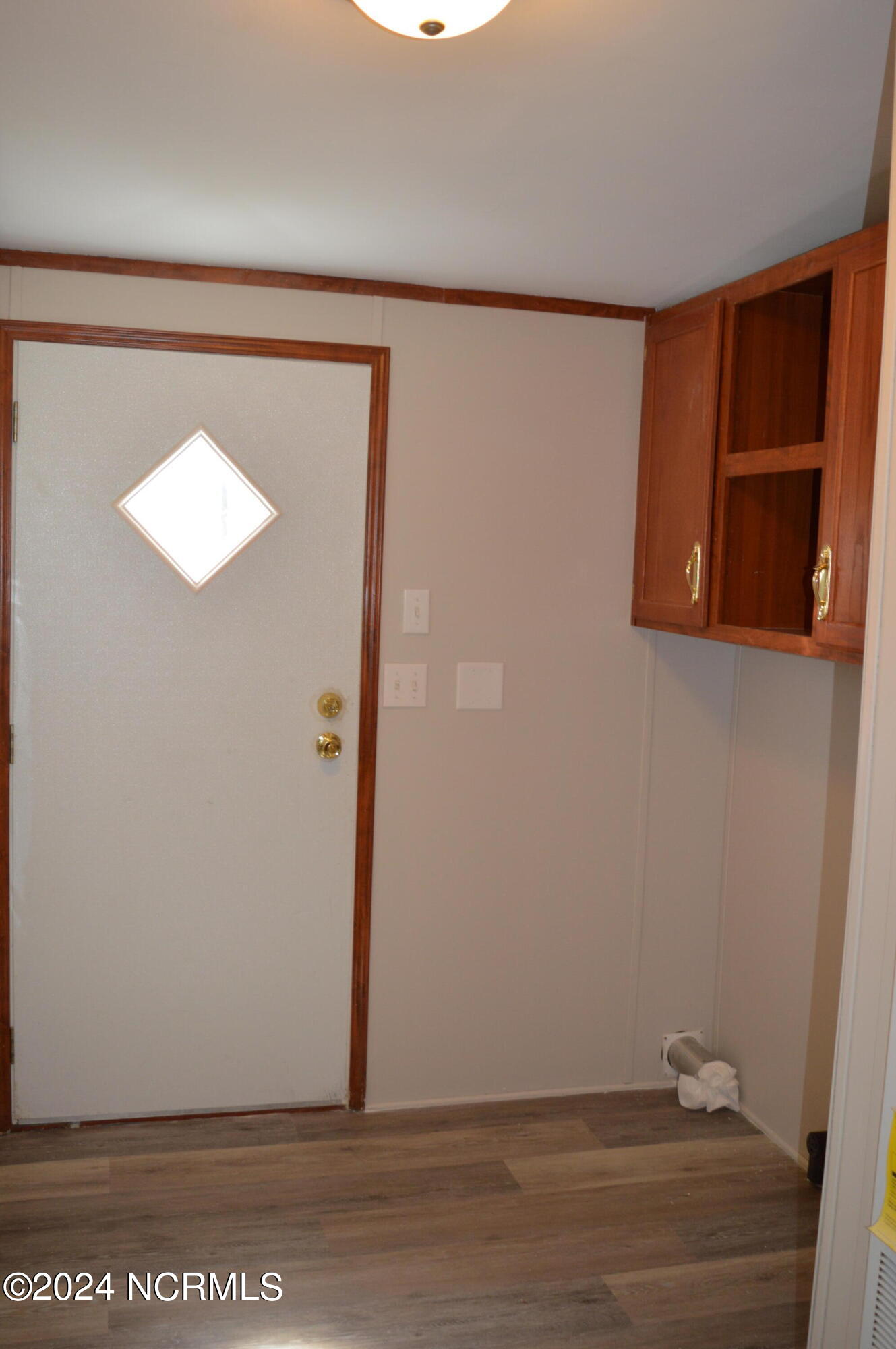 1886 Pelican Point Court SE