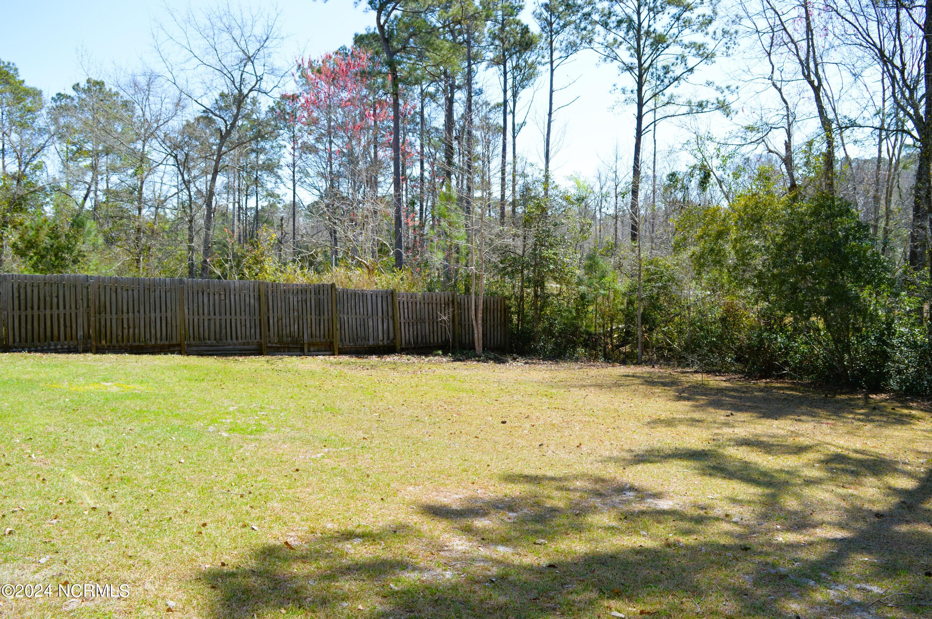 1886 Pelican Point Court SE