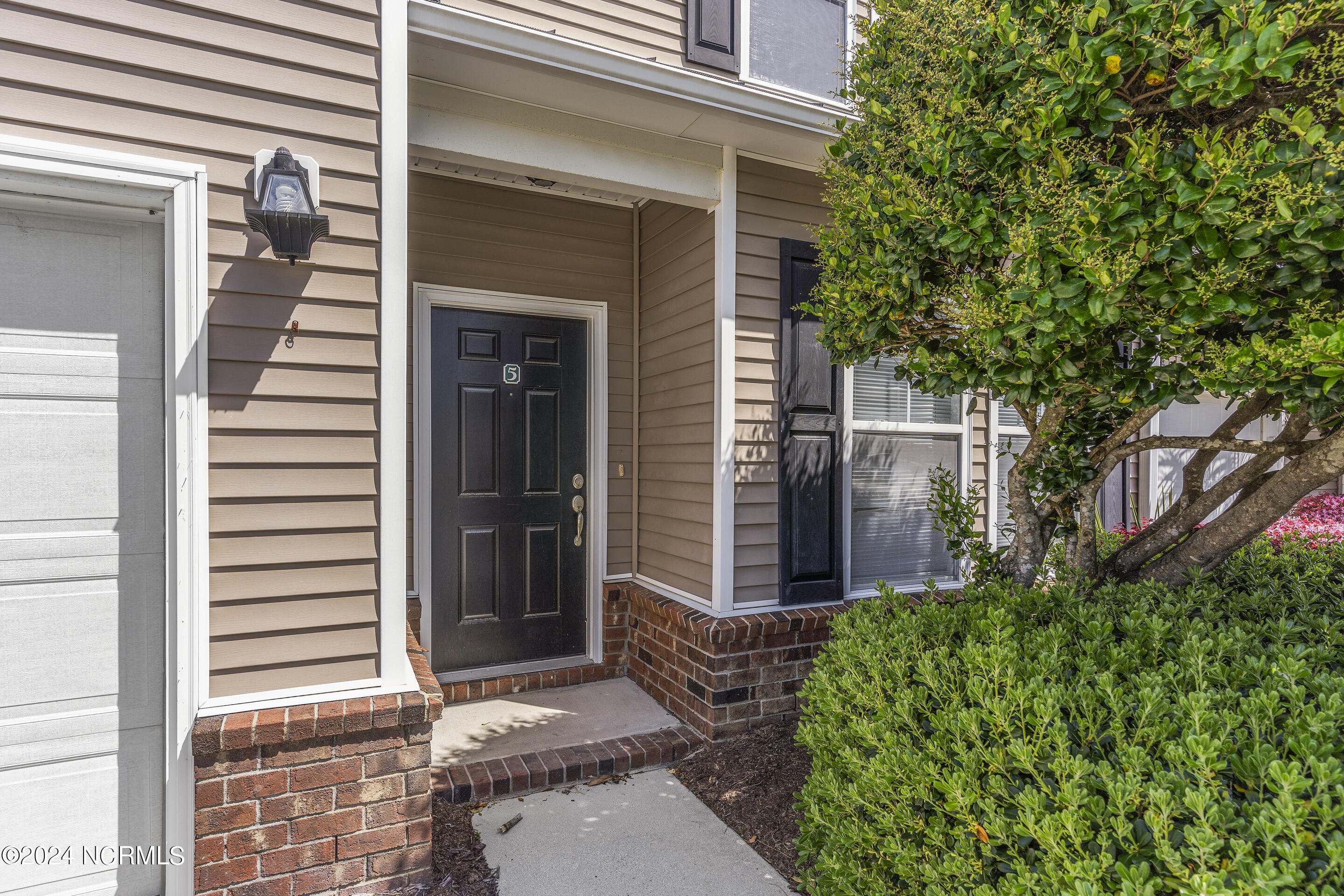 4004 Norseman Loop, Unit 5