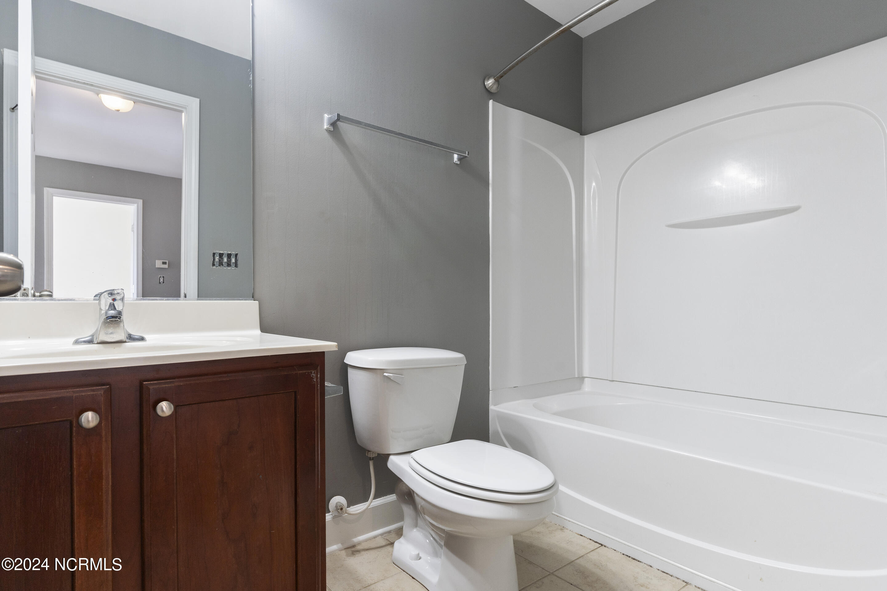 4004 Norseman Loop, Unit 5