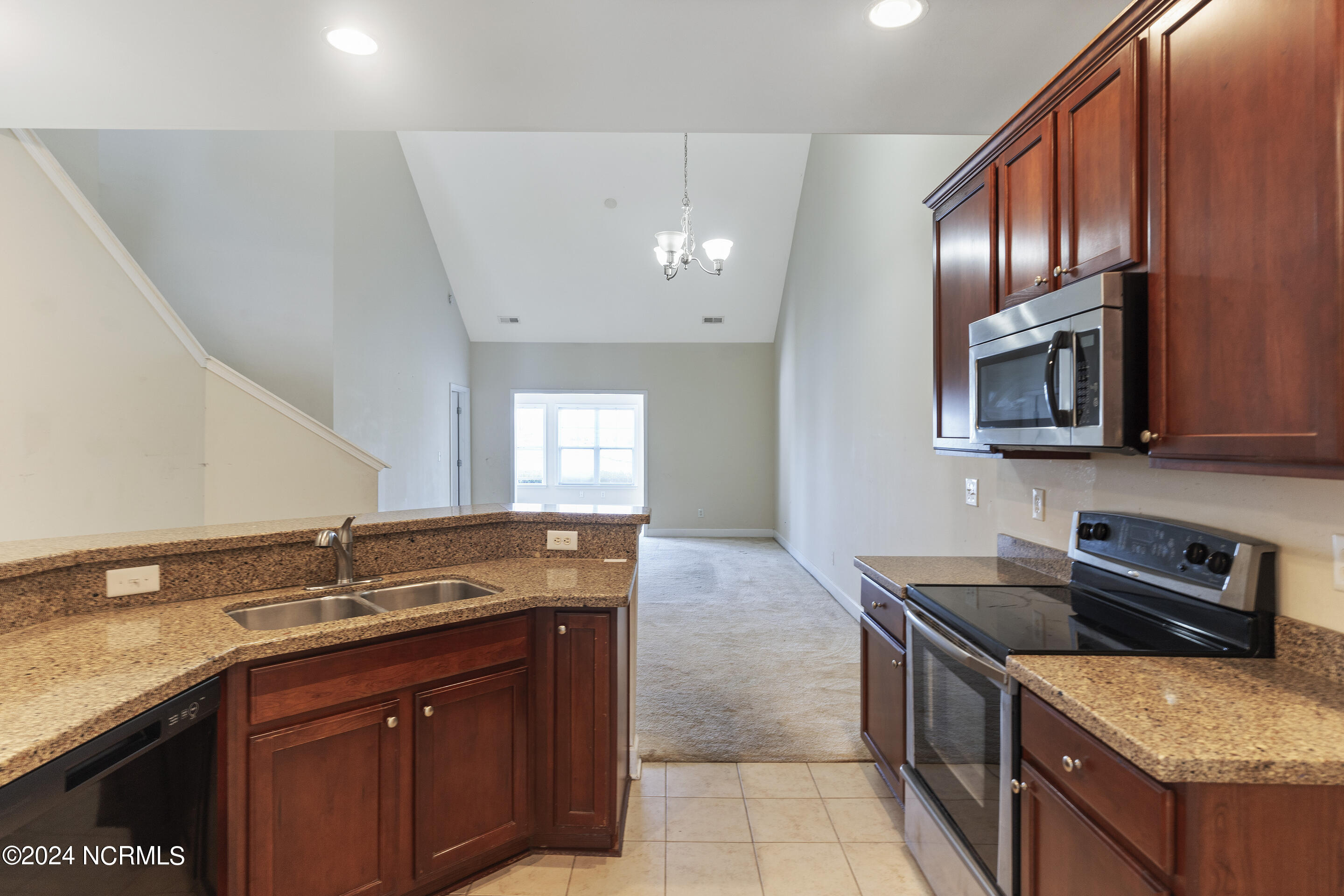 4004 Norseman Loop, Unit 5