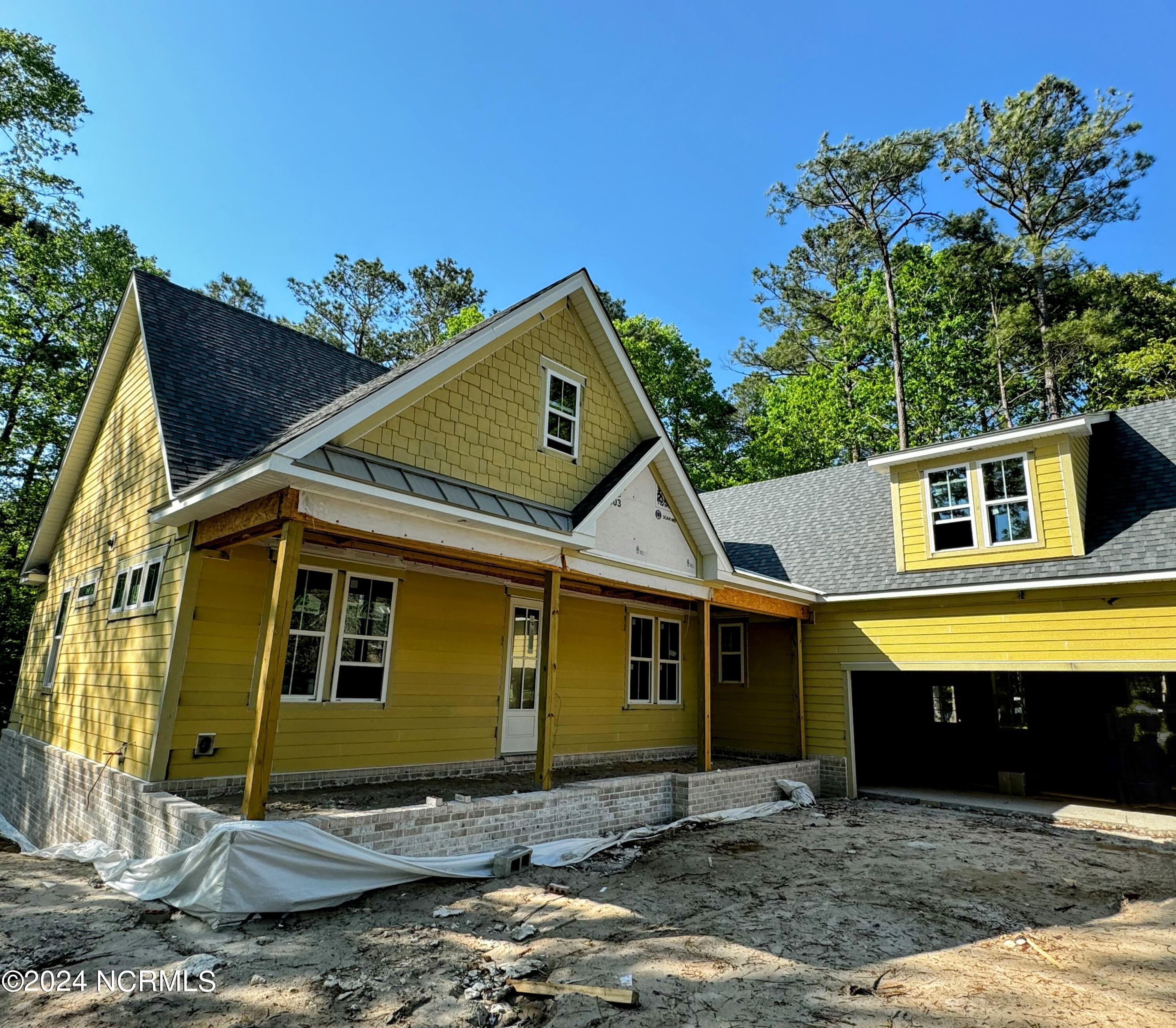 1359 Oak Glen Court SE