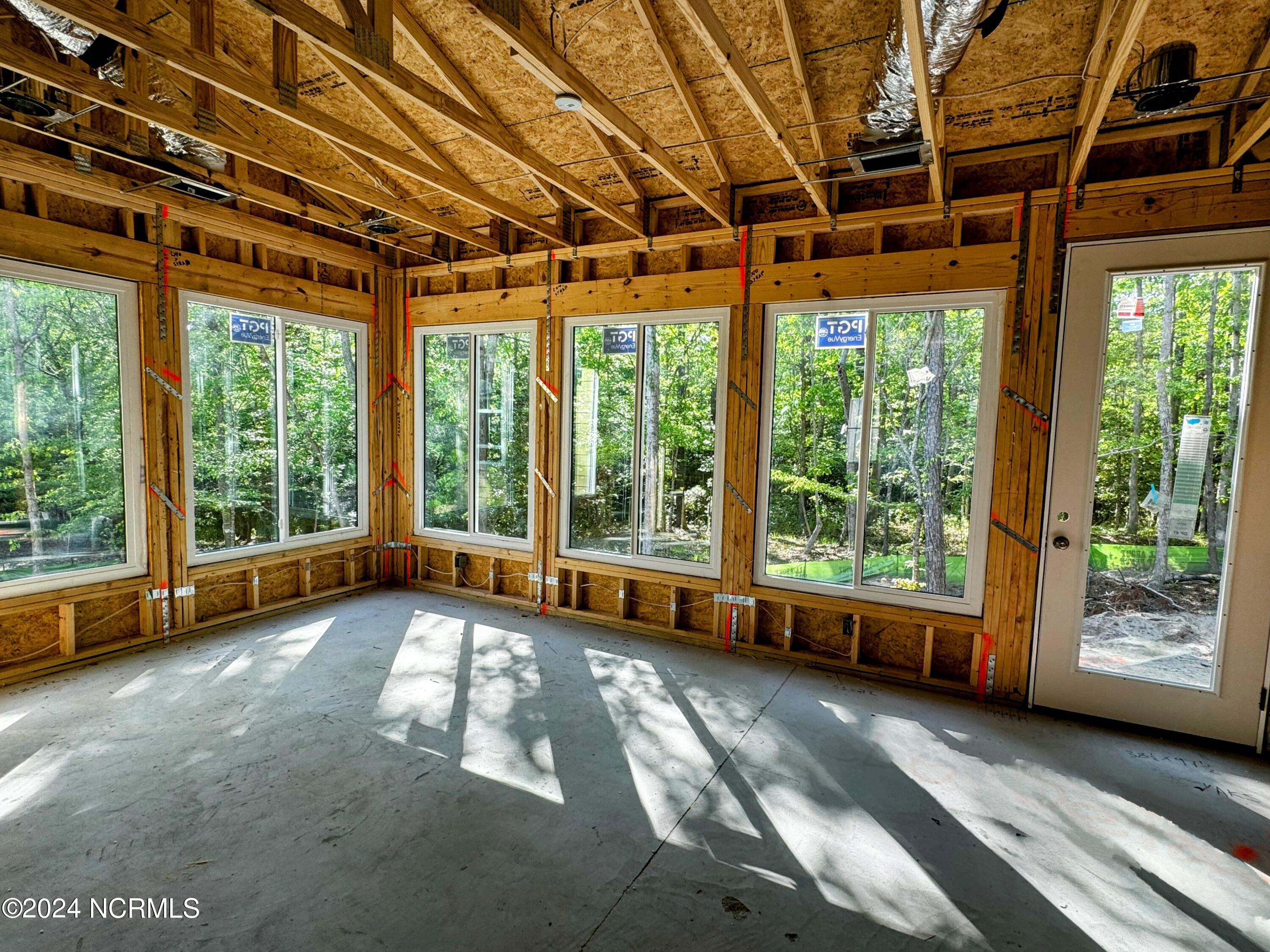 1359 Oak Glen Court SE