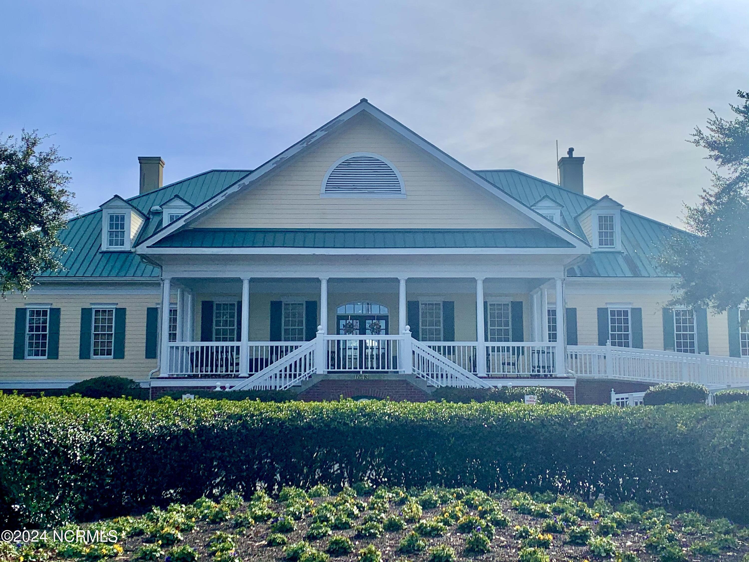 1359 Oak Glen Court SE