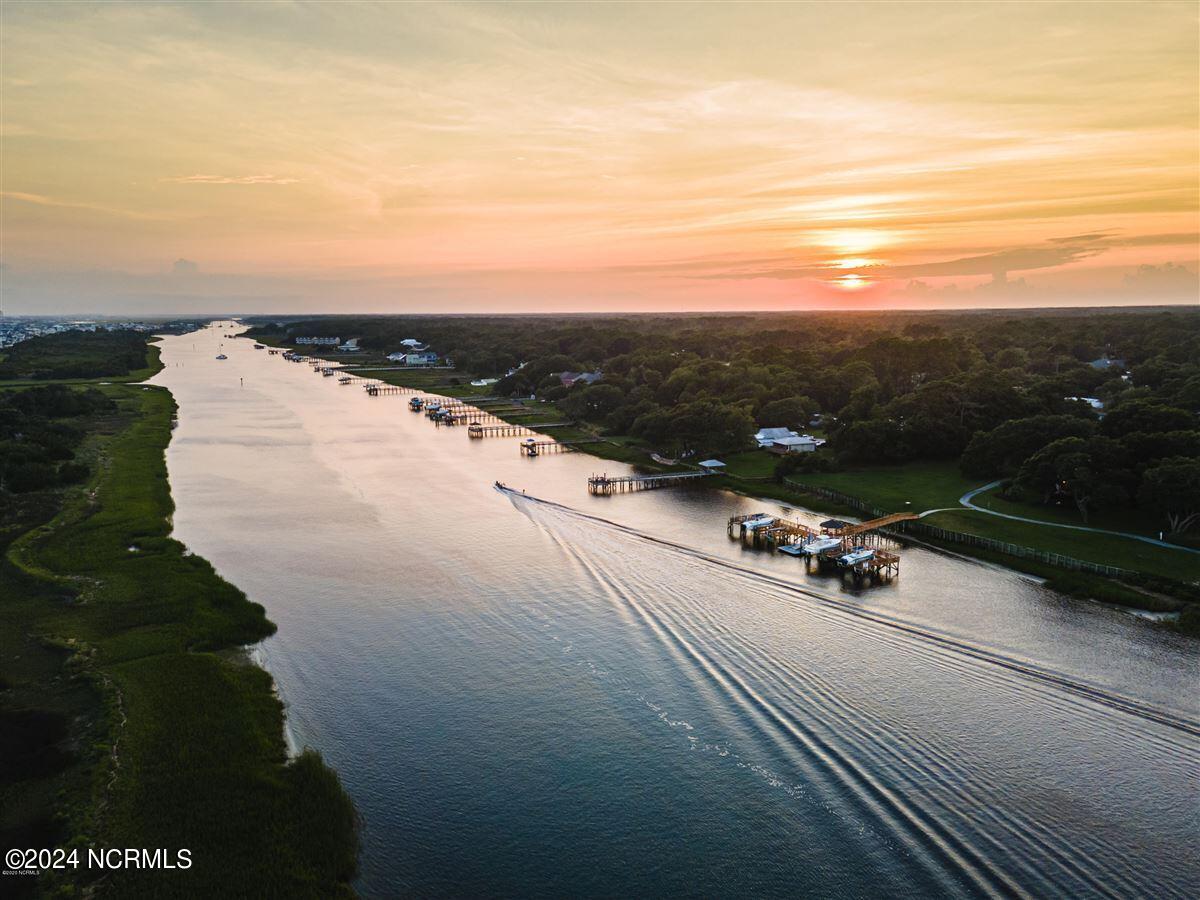 3916 Marsh Hen Drive SW