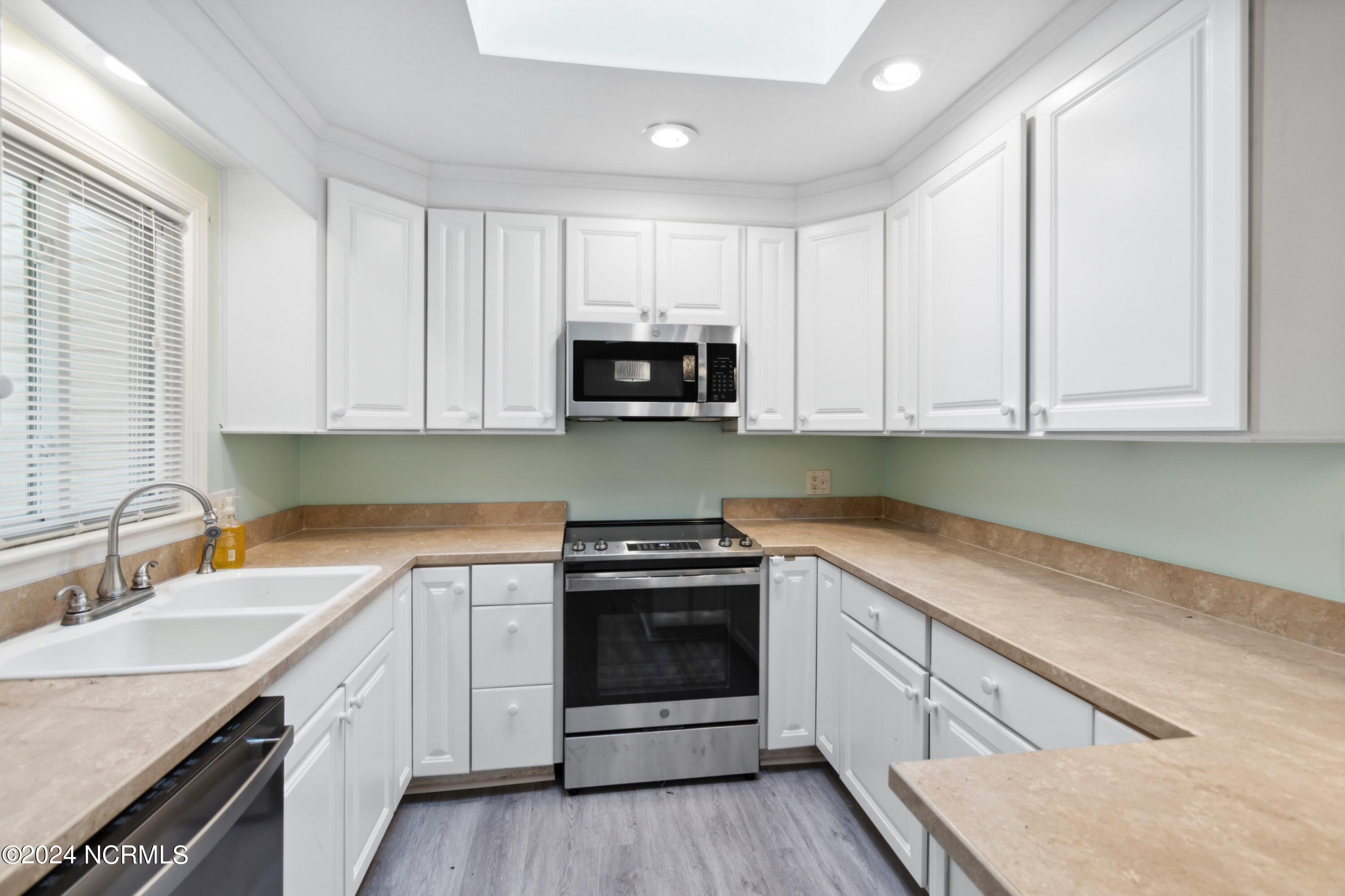 3916 Marsh Hen Drive SW