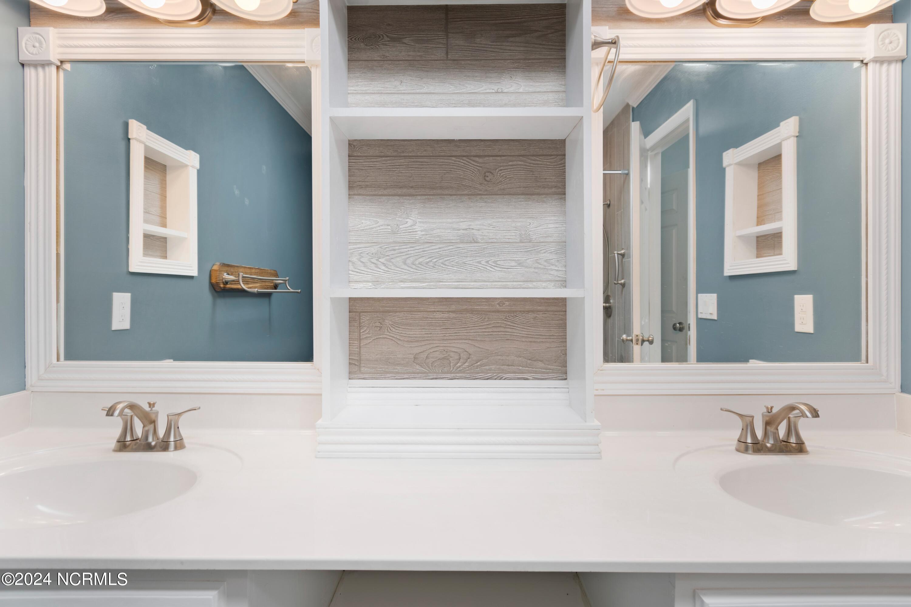 3916 Marsh Hen Drive SW