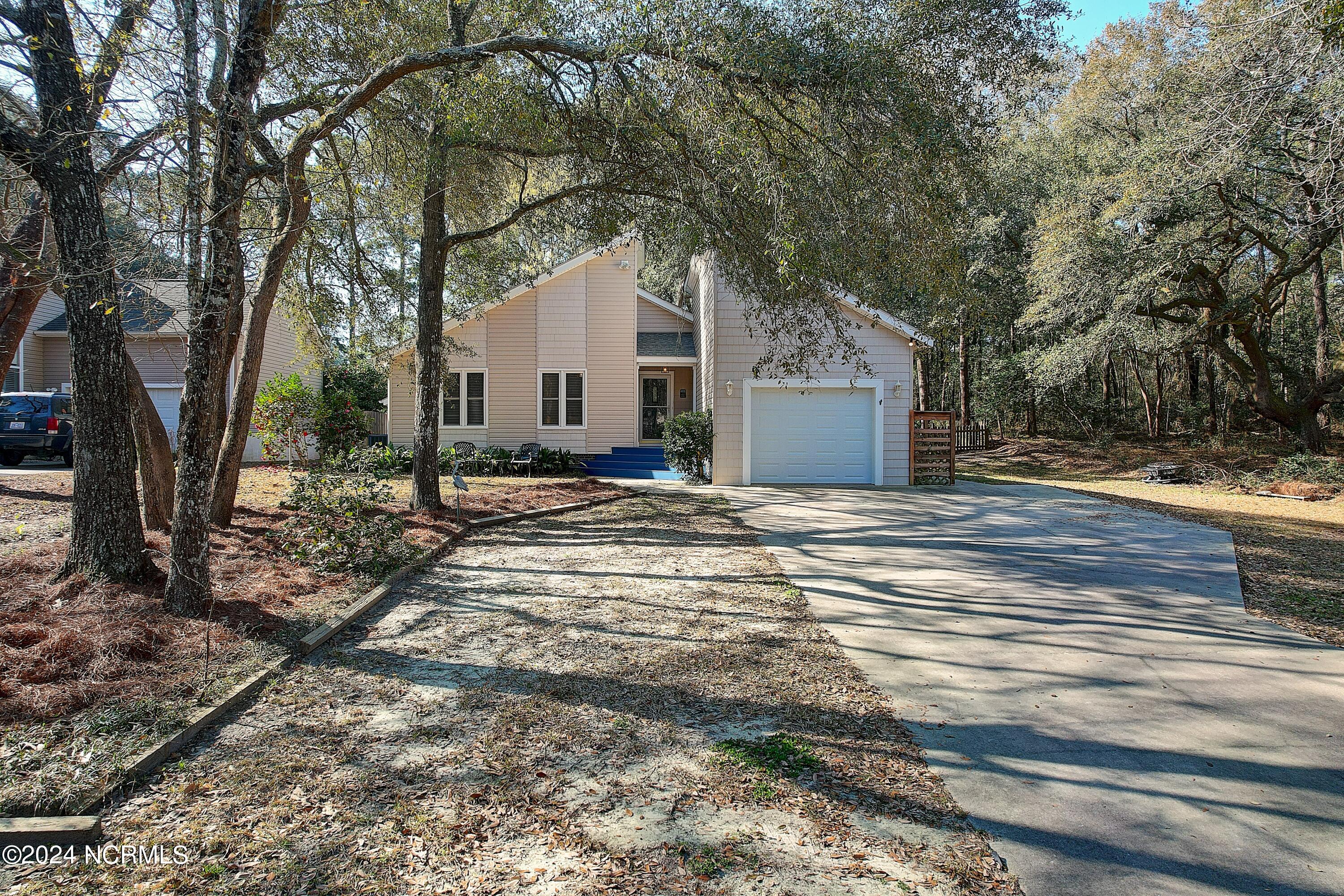 3916 Marsh Hen Drive SW