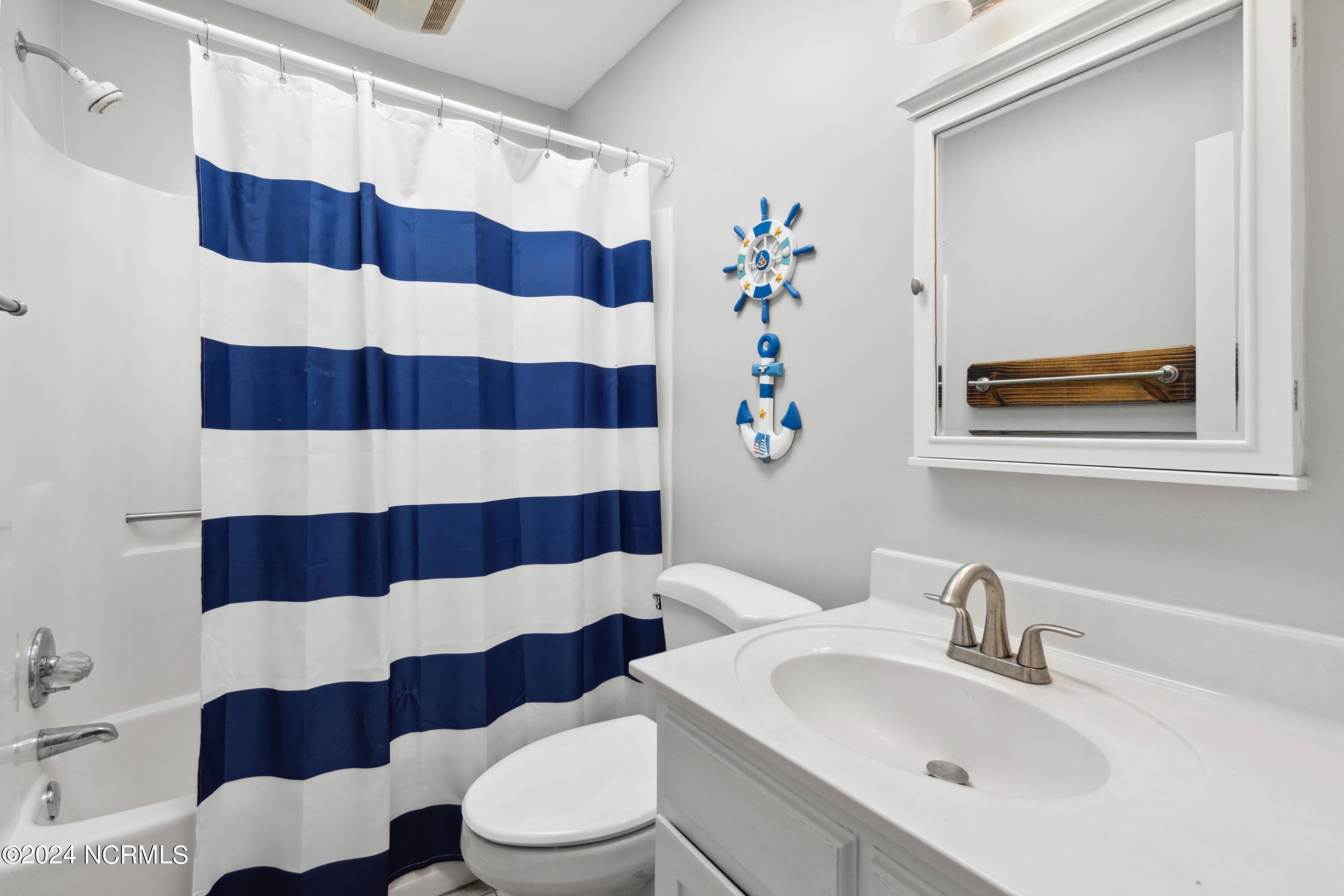 3916 Marsh Hen Drive SW