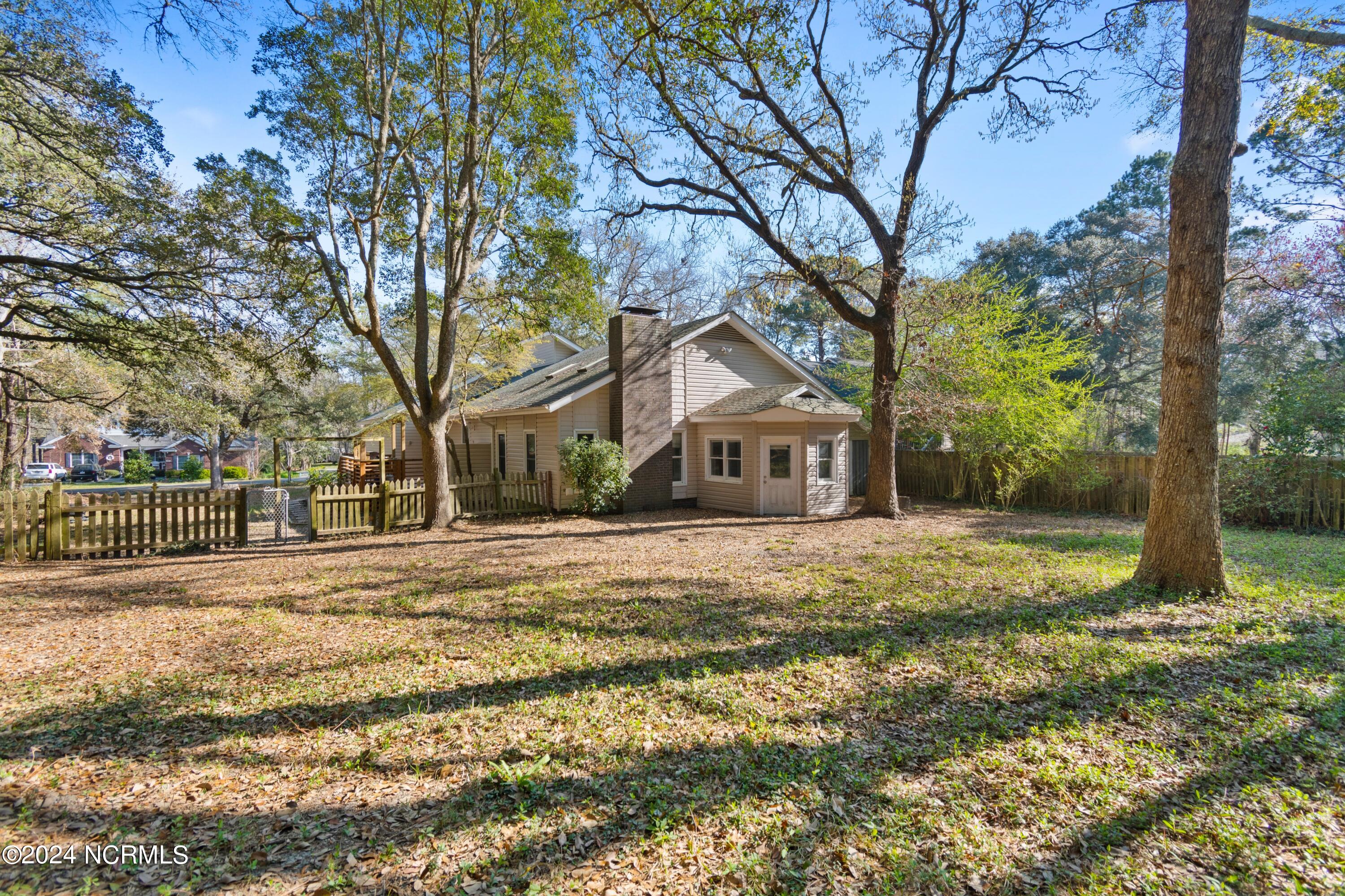 3916 Marsh Hen Drive SW