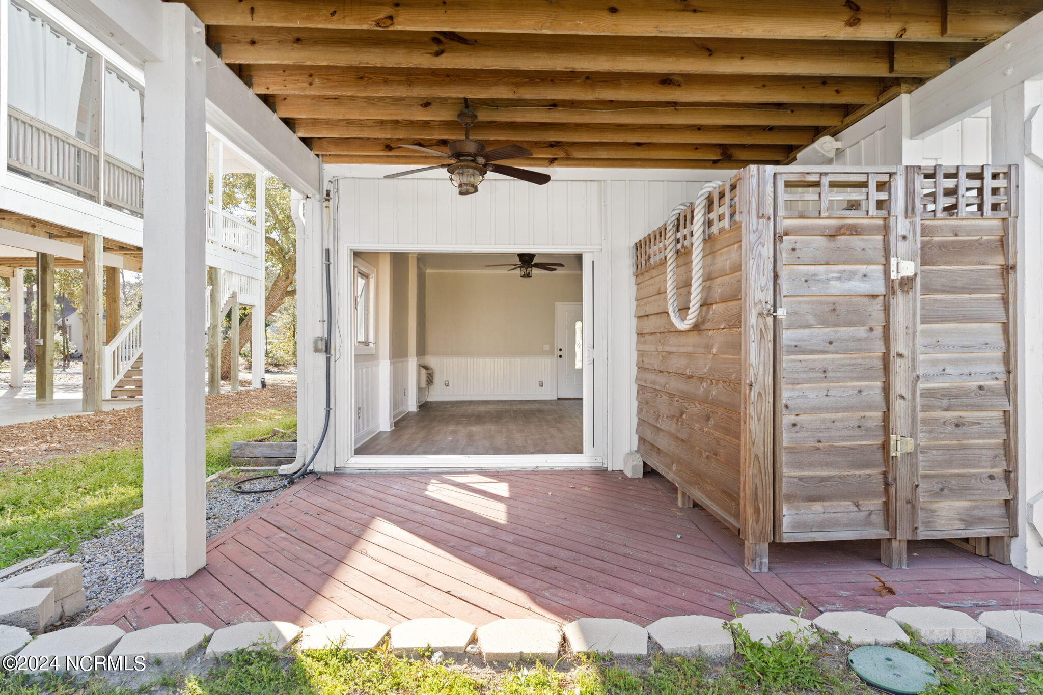 326 NE 42nd Street
