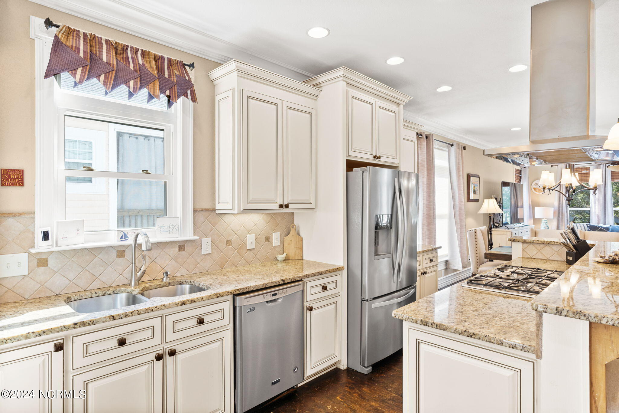 326 NE 42nd Street