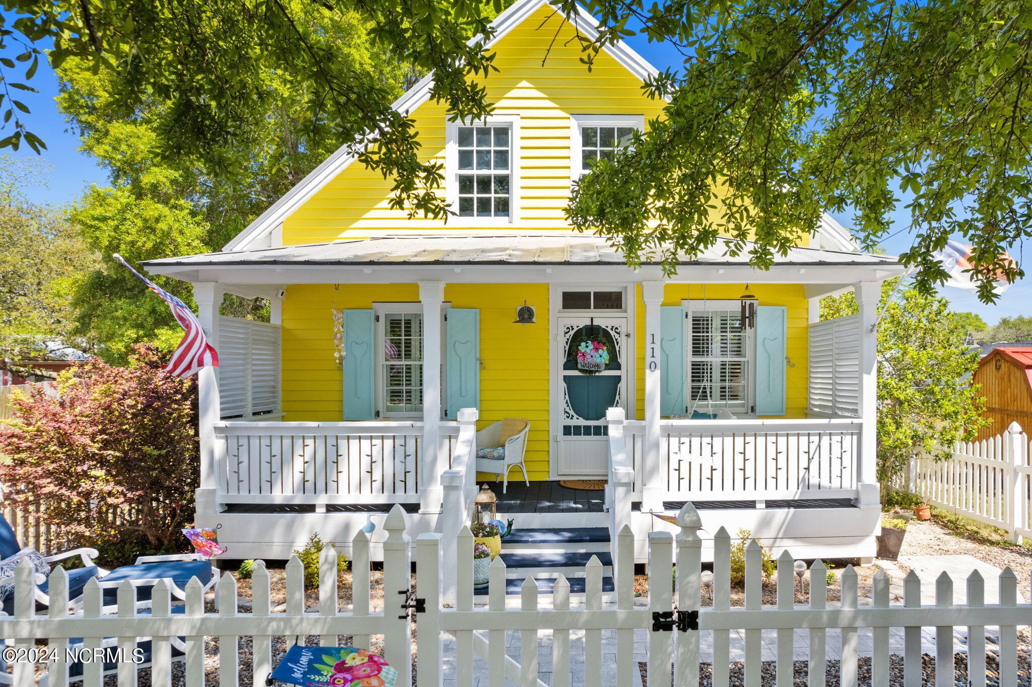 110 W St George Street