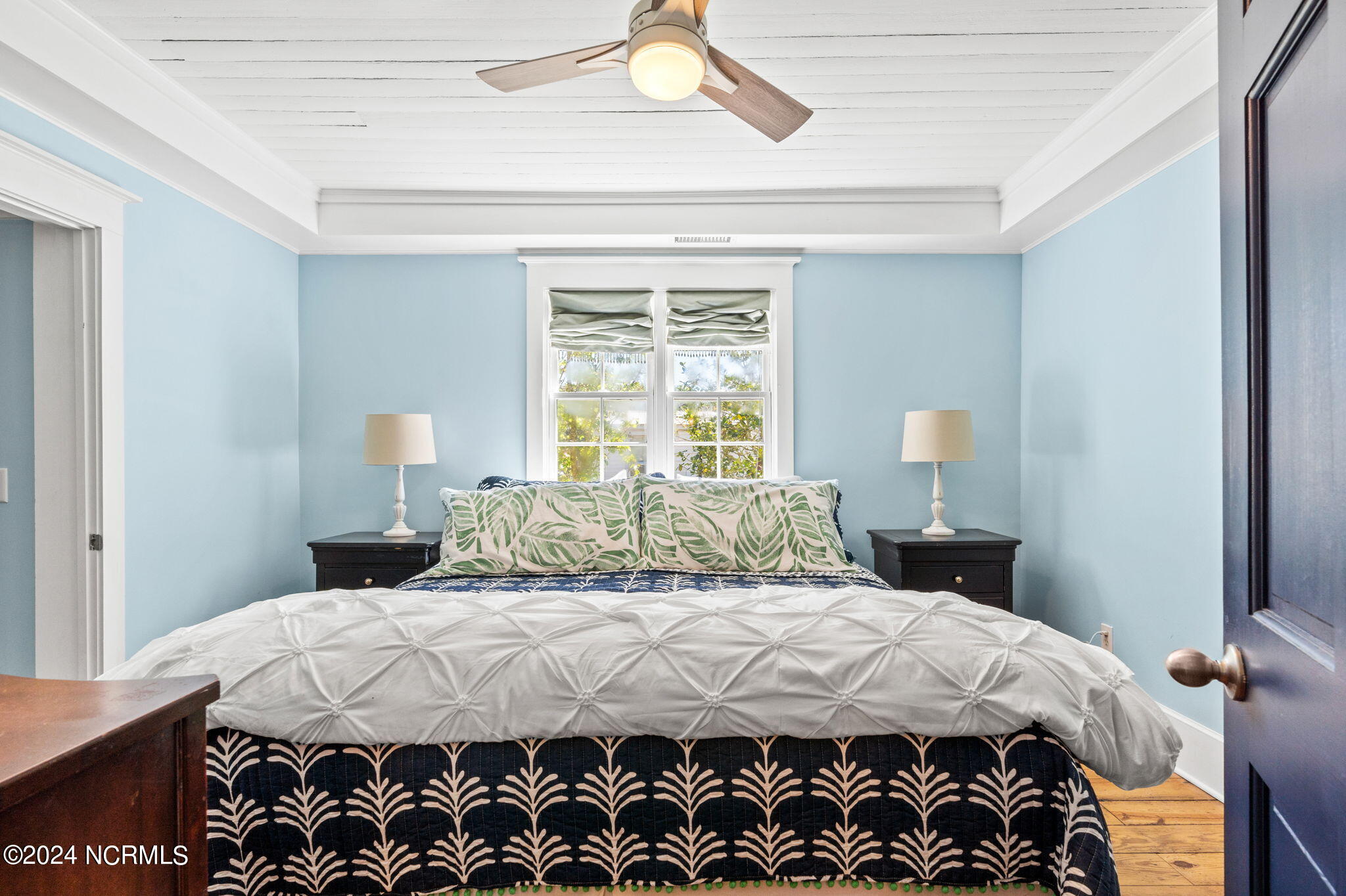 110 W St George Street