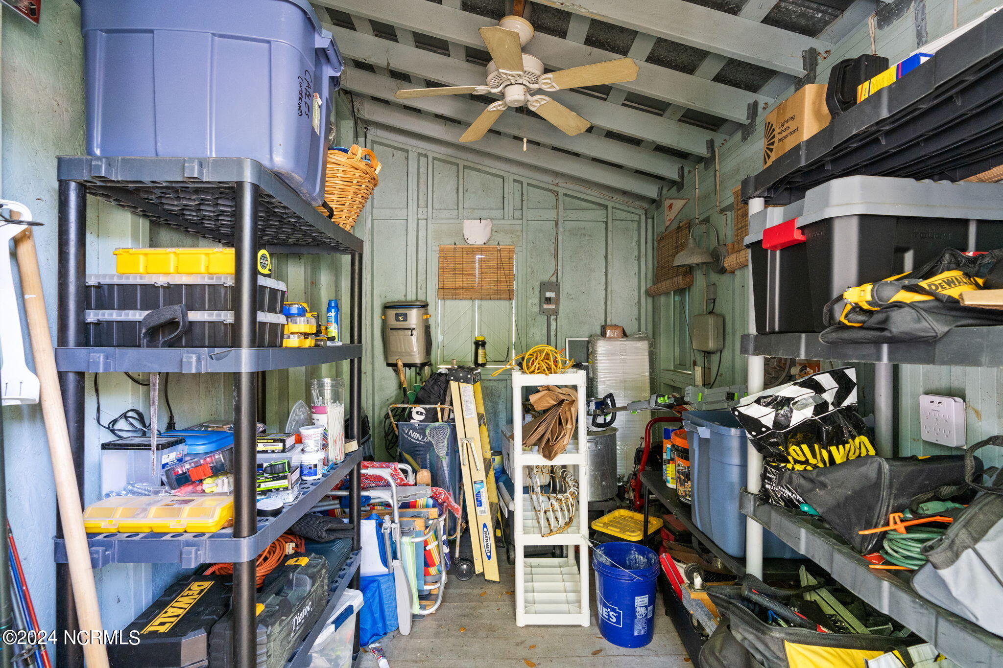 110 W St George Street