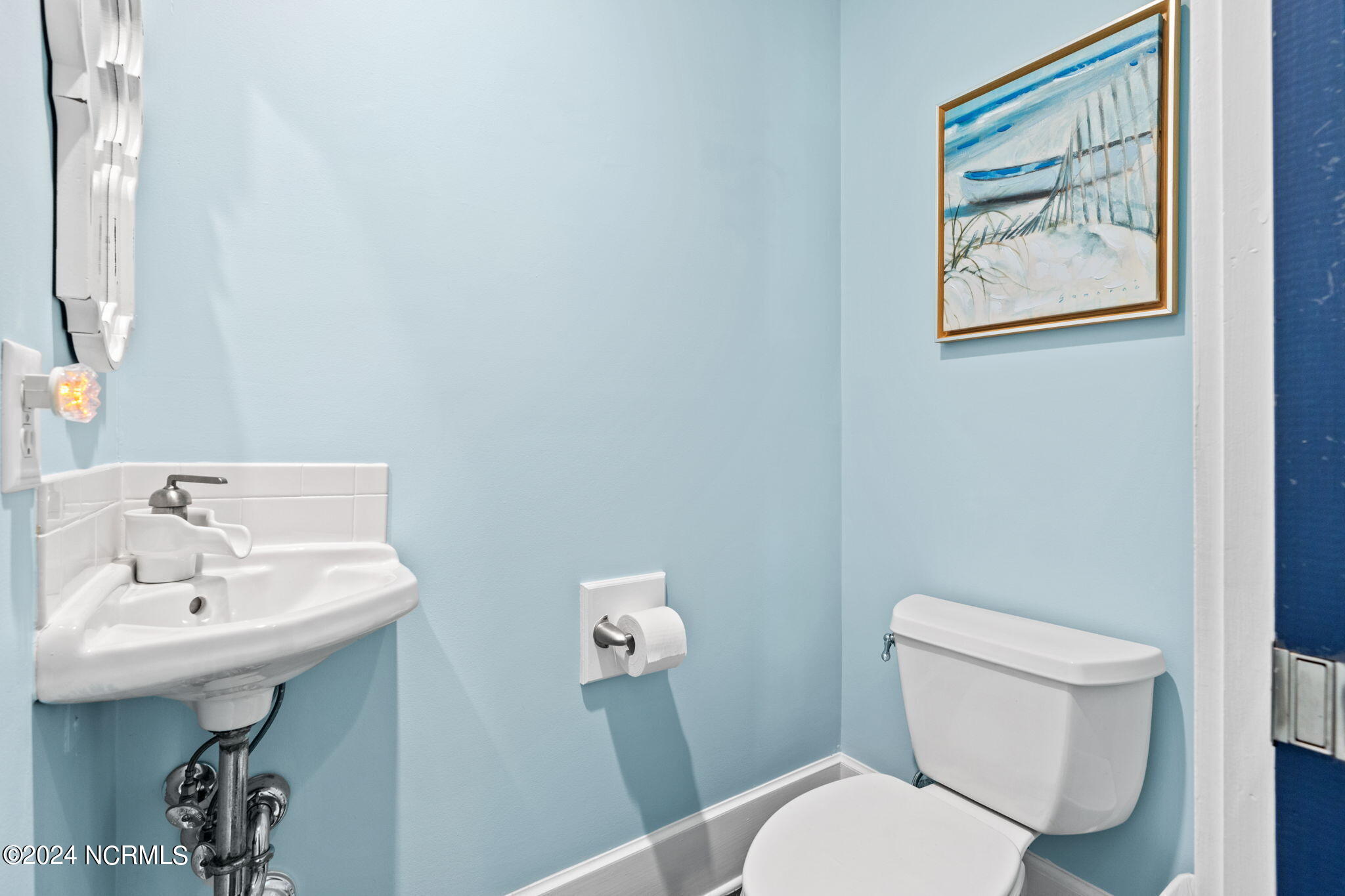 110 W St George Street