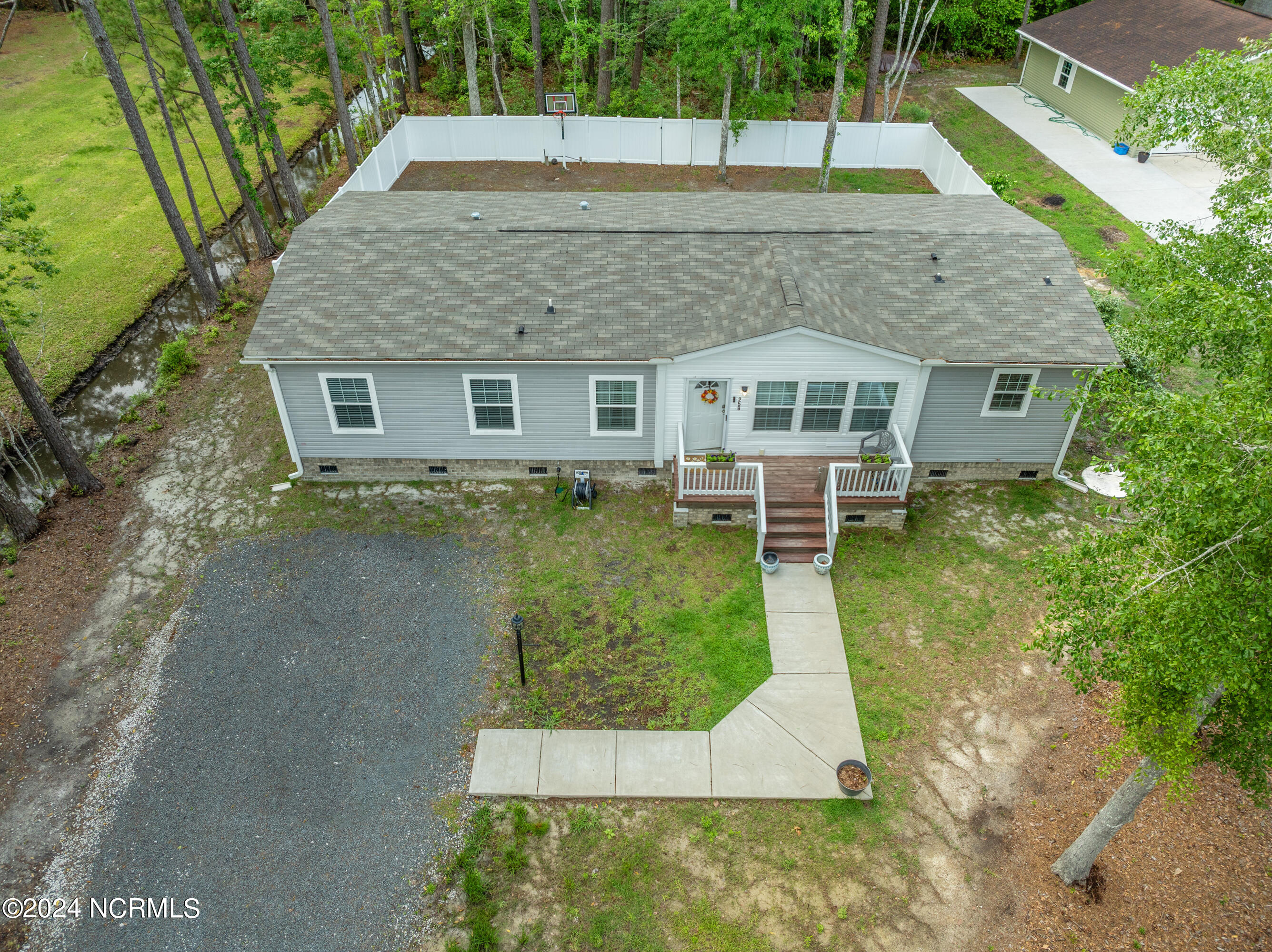 259 Beachwood Drive NW