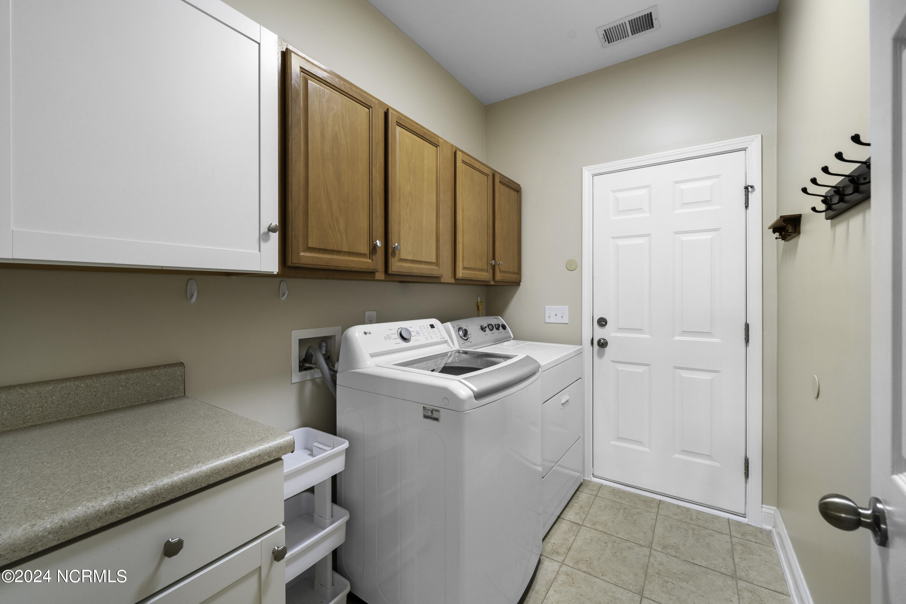 5003 Bowline Court