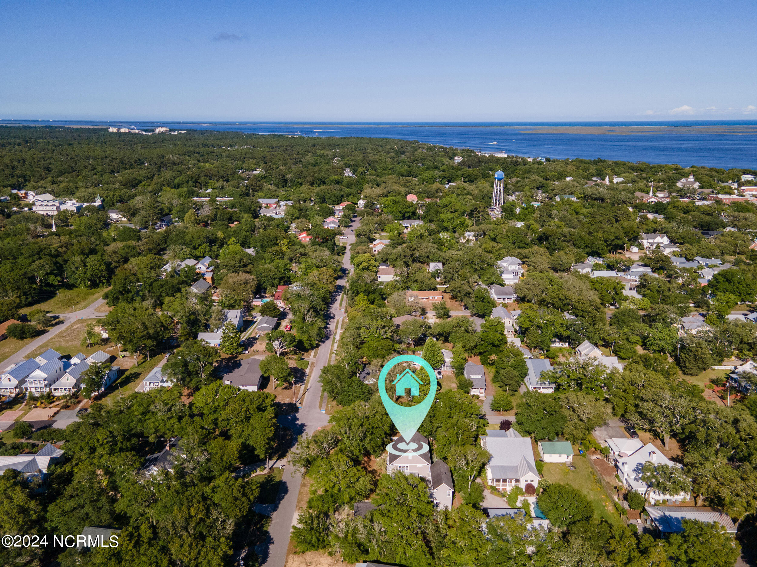 415 N Burrington Avenue