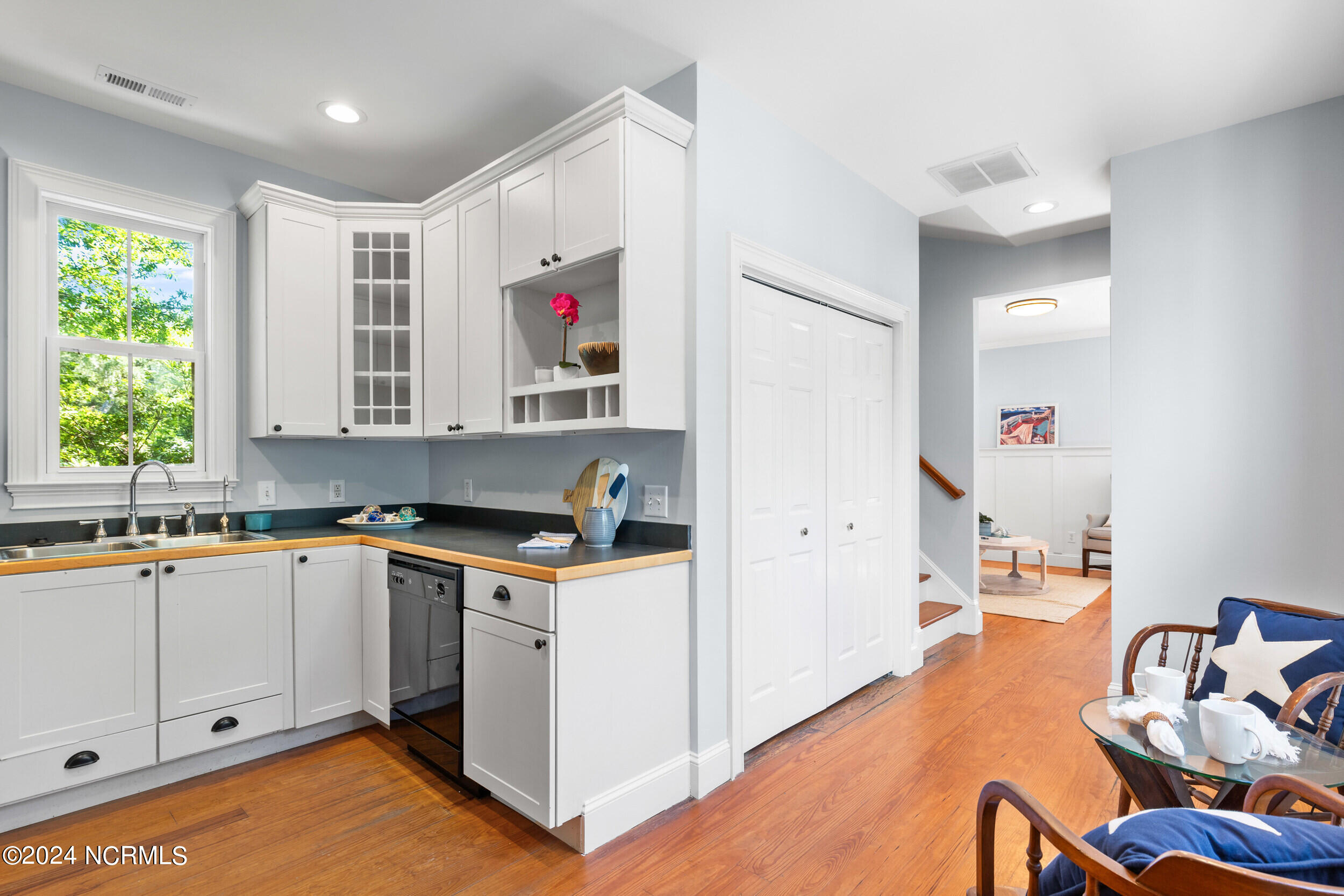 415 N Burrington Avenue