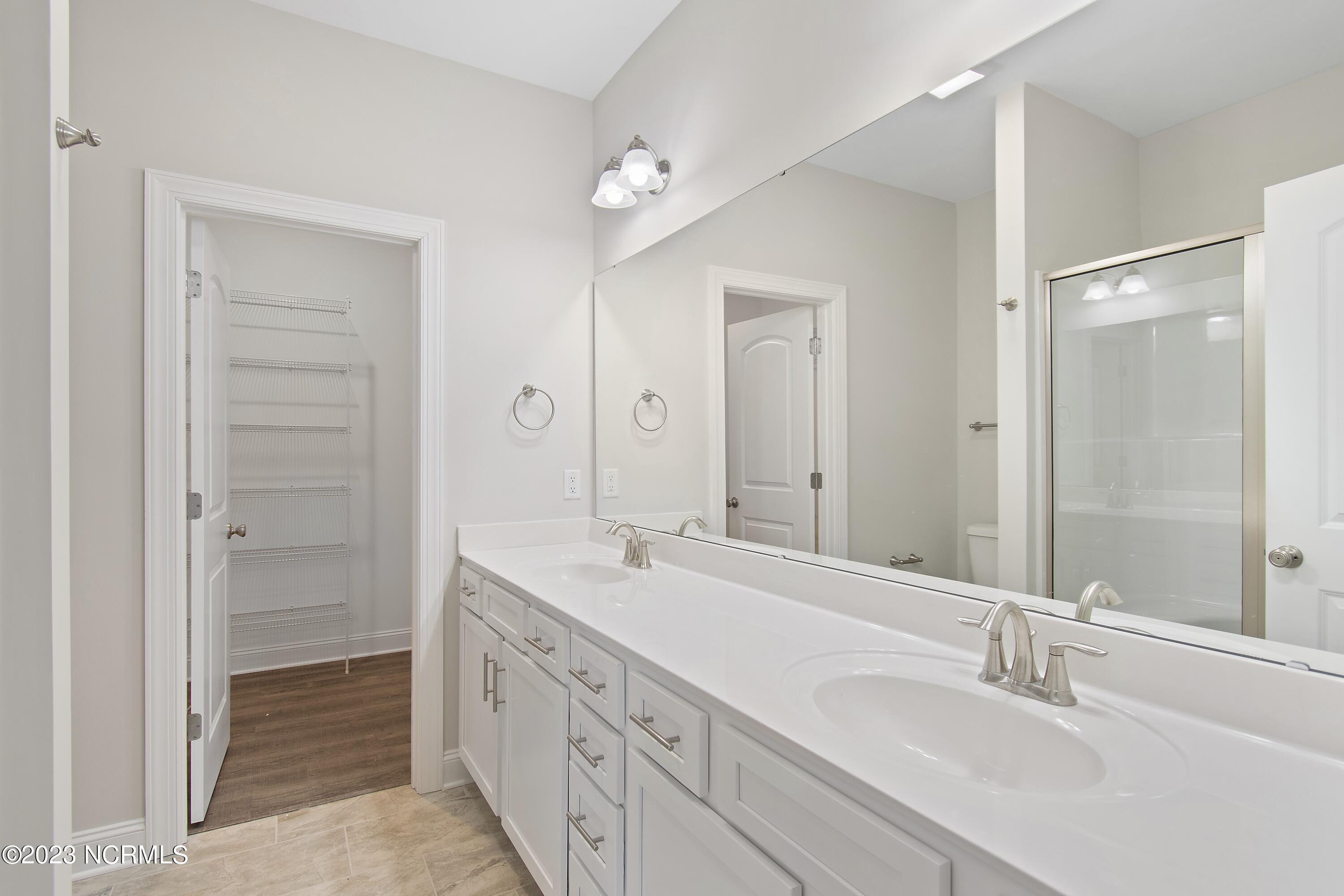 1081 Greenview Road