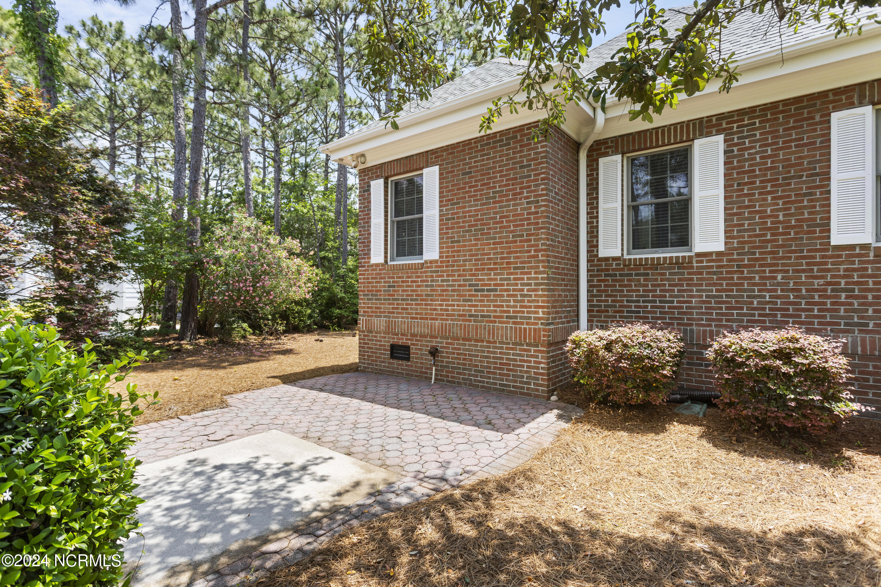 4123 Lark Bunting Court SE