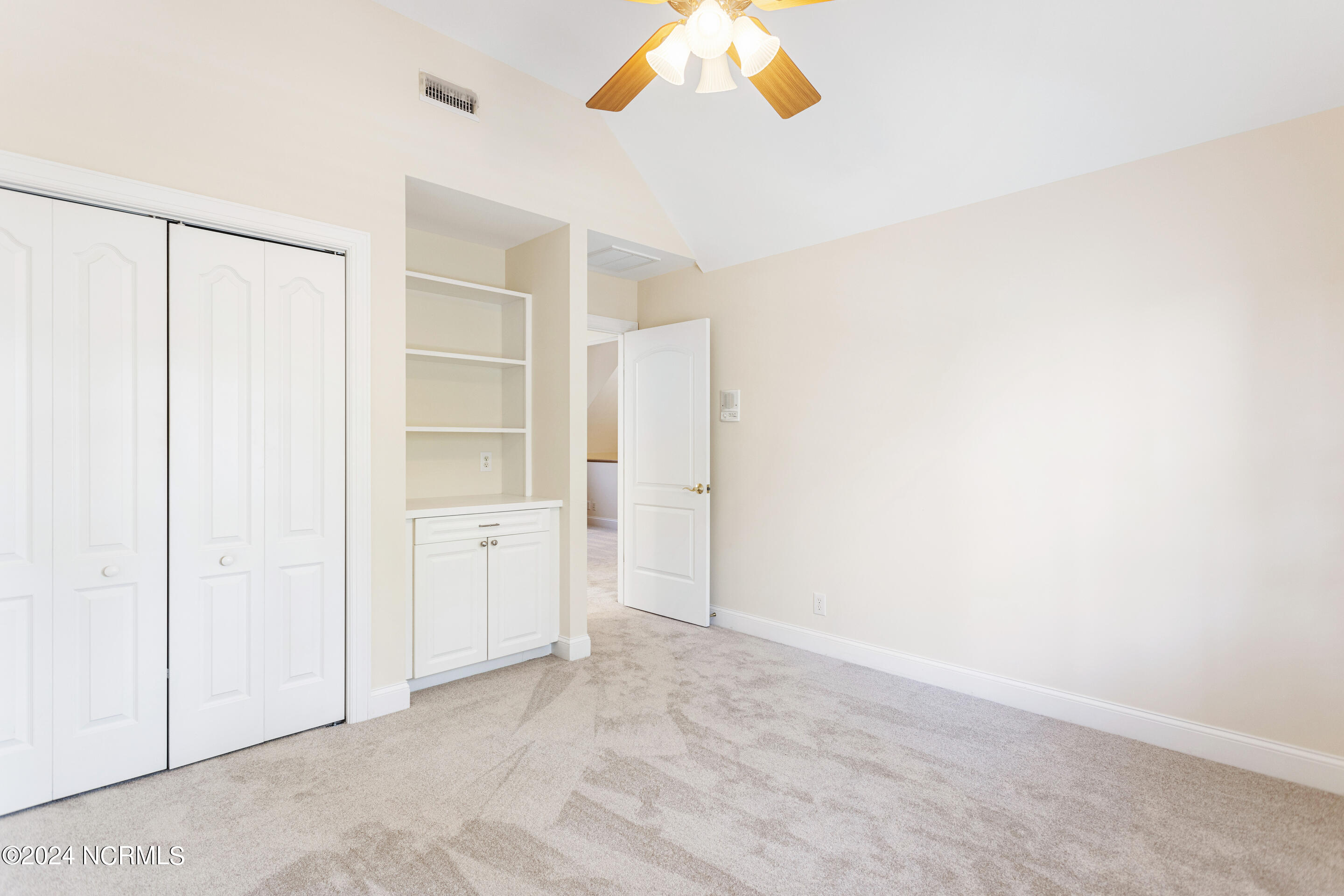 4123 Lark Bunting Court SE