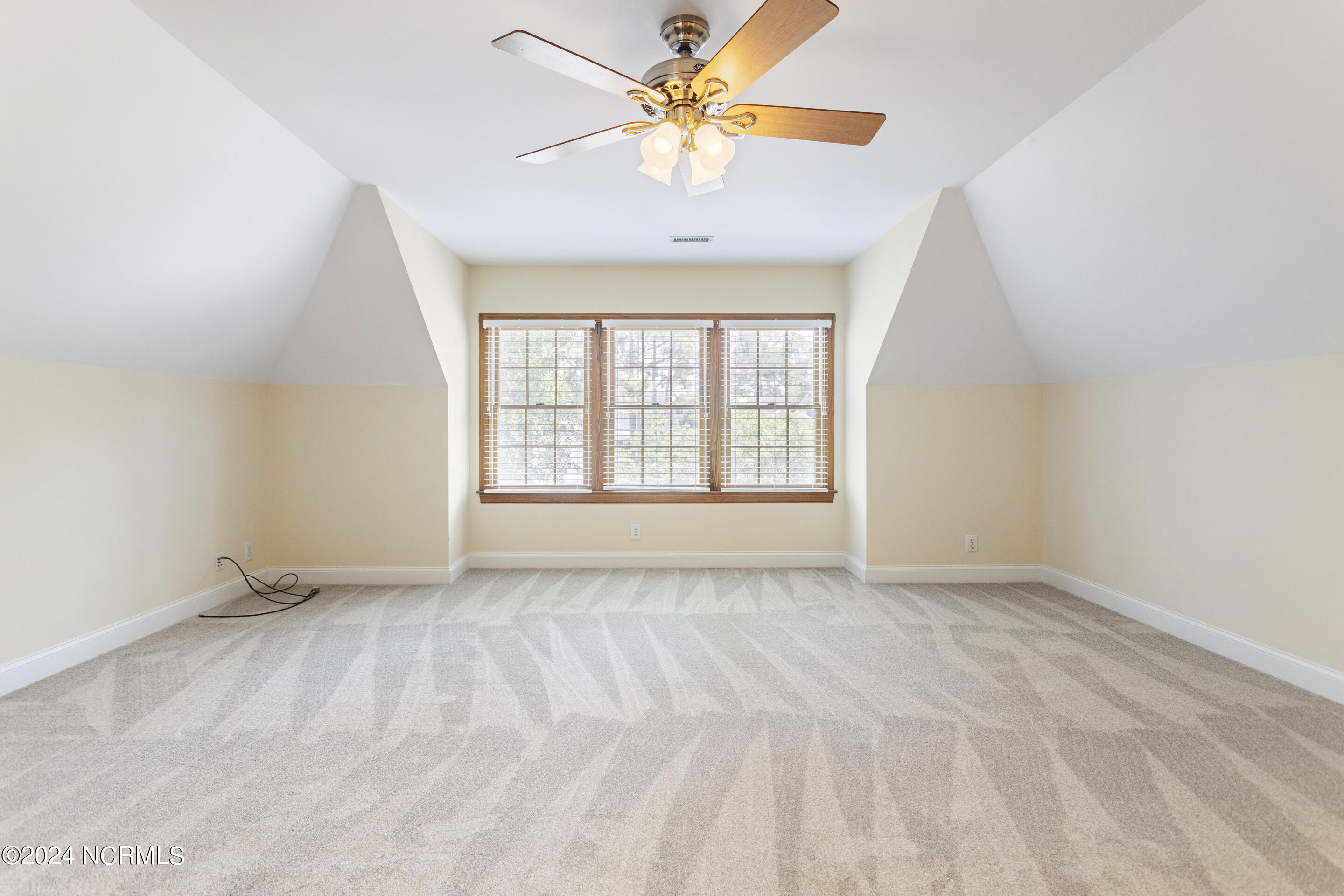 4123 Lark Bunting Court SE