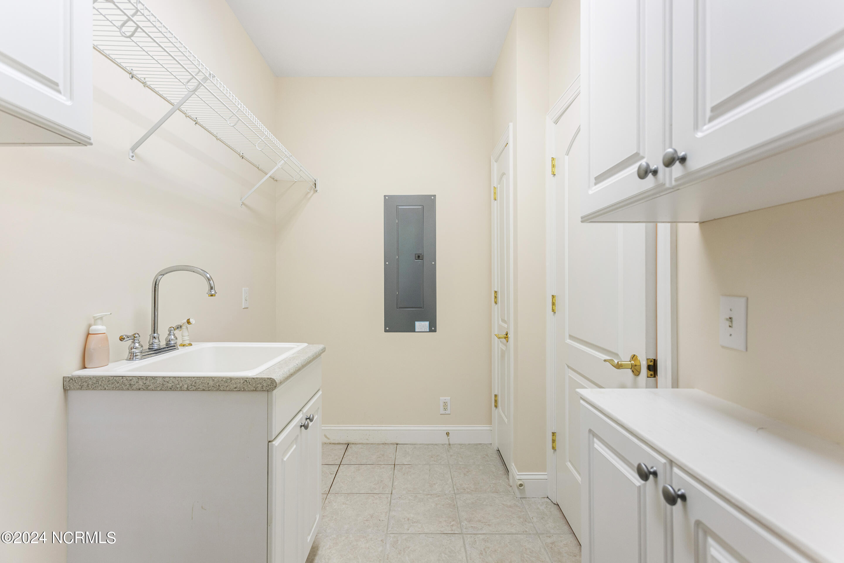 4123 Lark Bunting Court SE