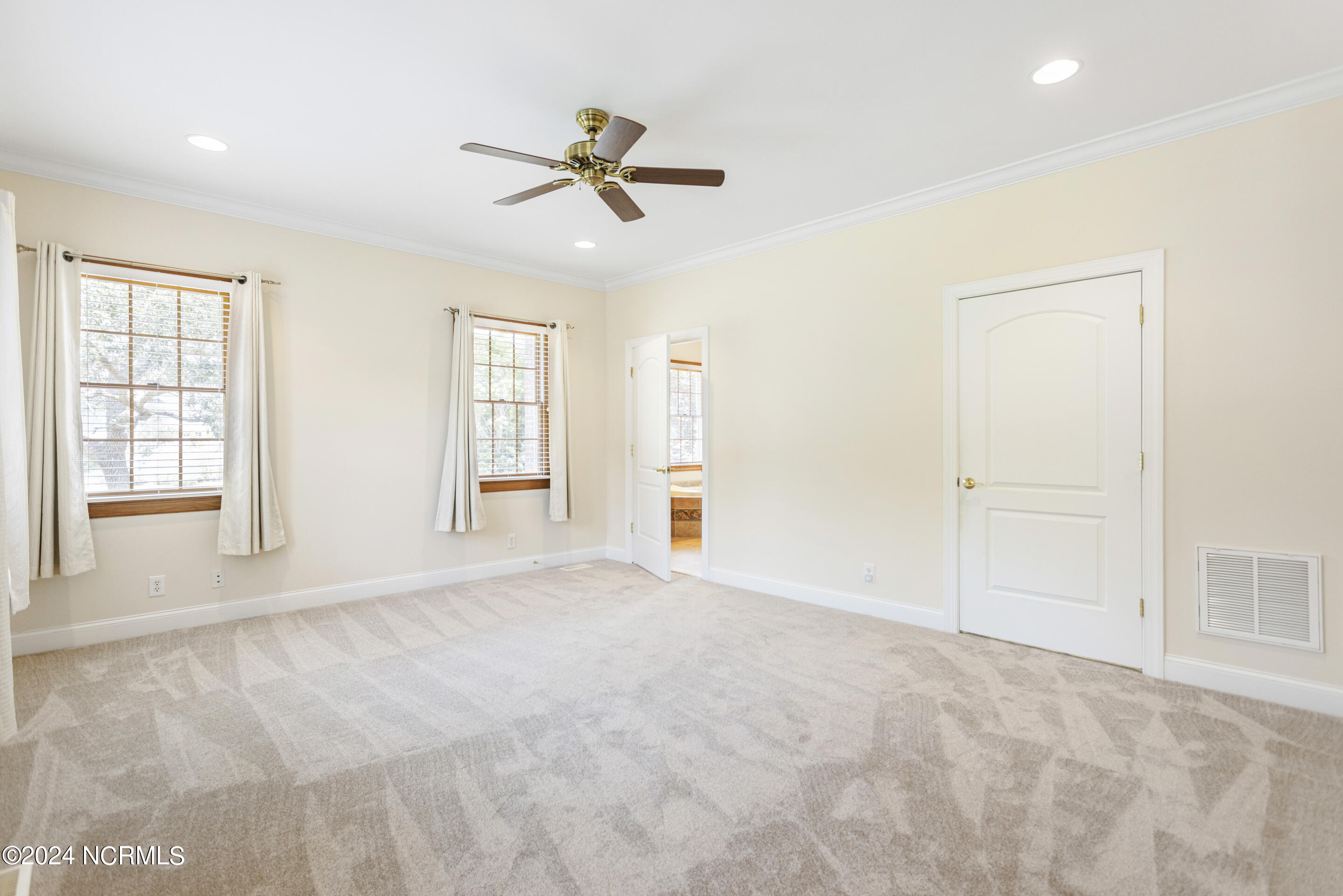 4123 Lark Bunting Court SE