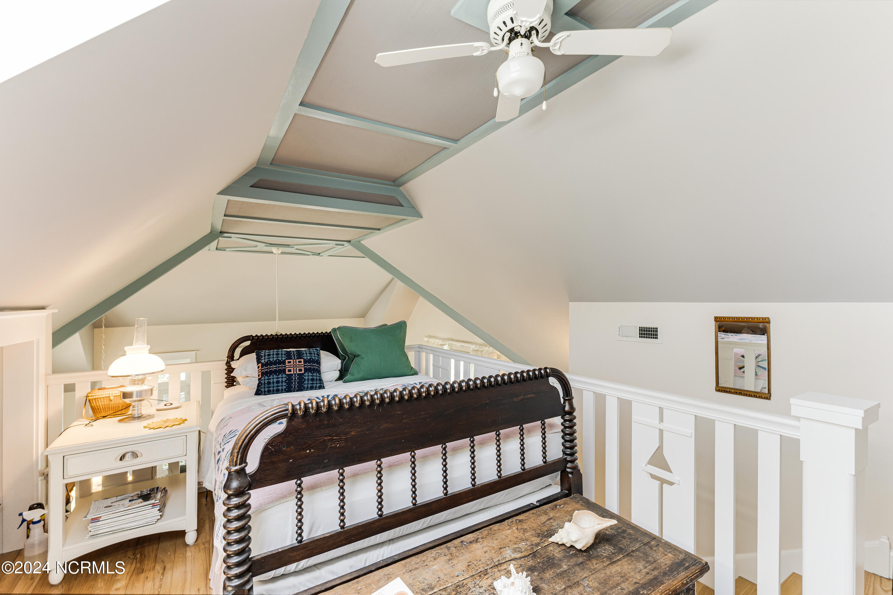 413 N Caswell Avenue