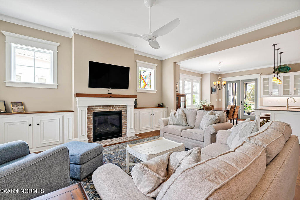 629 Wild Rose Way