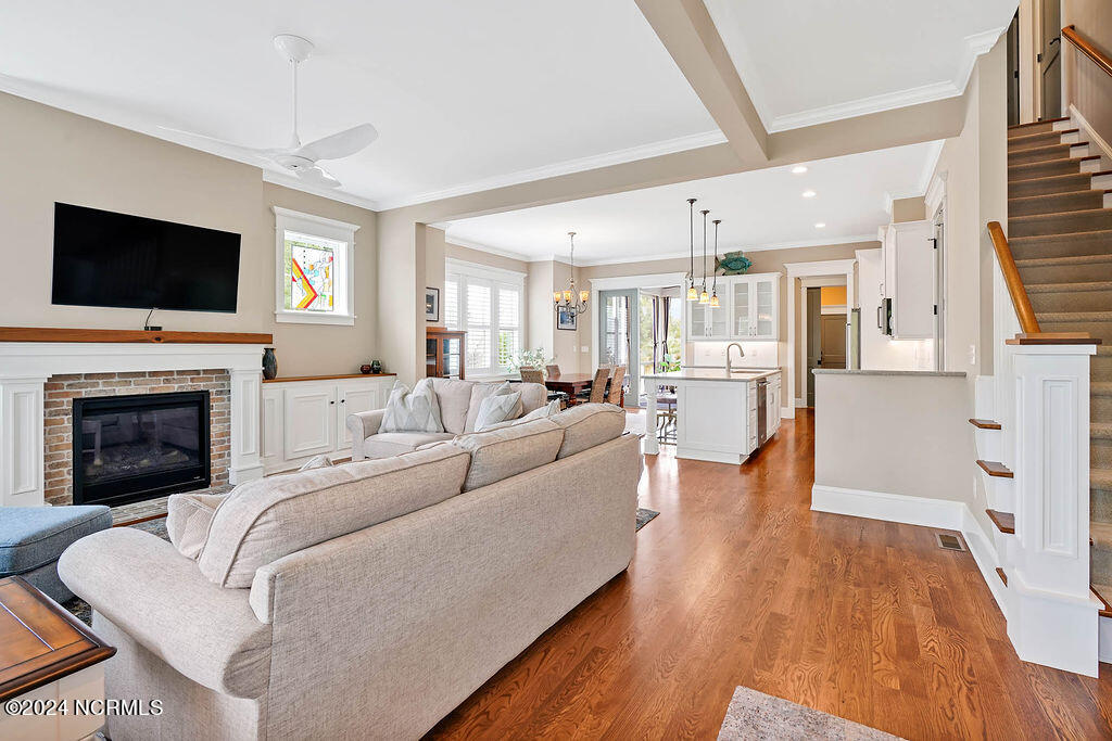 629 Wild Rose Way