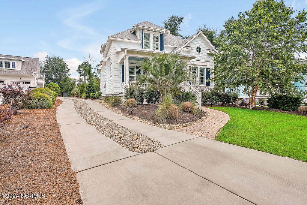 629 Wild Rose Way