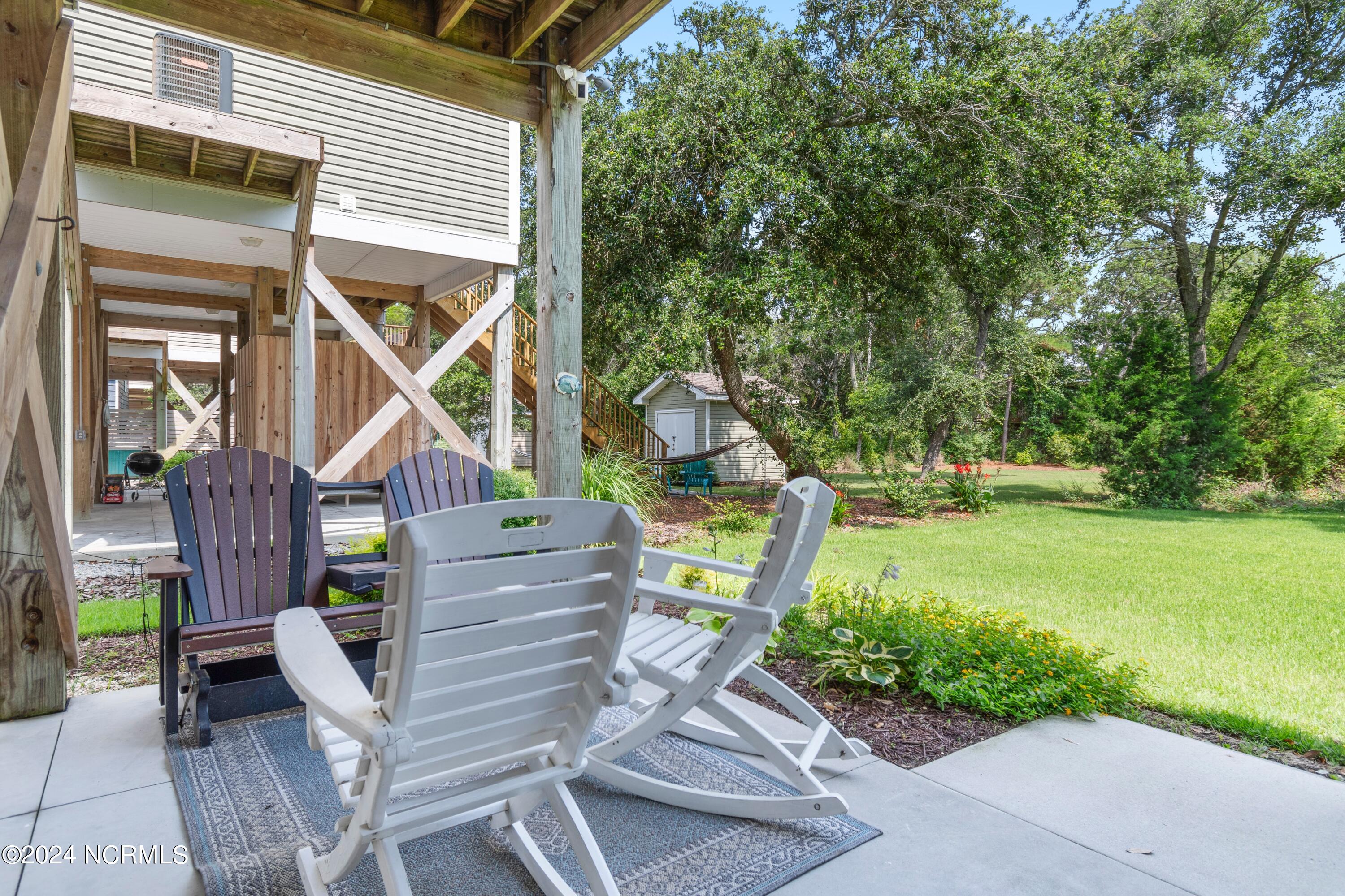 1636 E Dolphin Drive