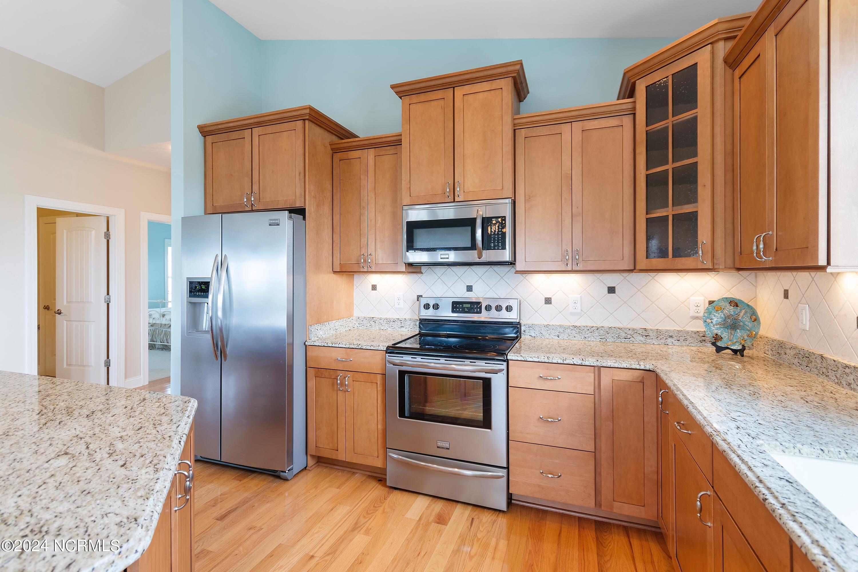 1636 E Dolphin Drive