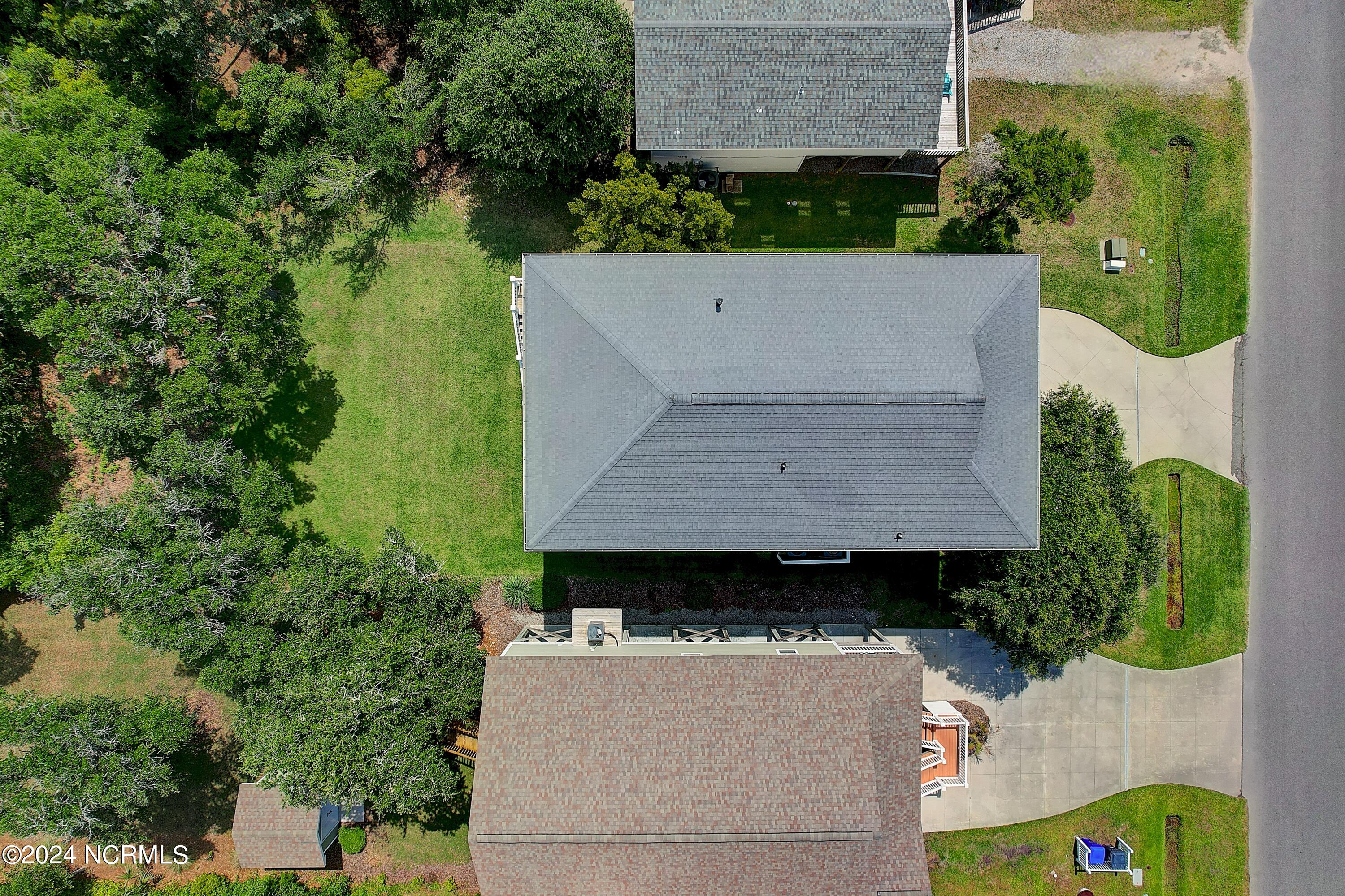 1636 E Dolphin Drive