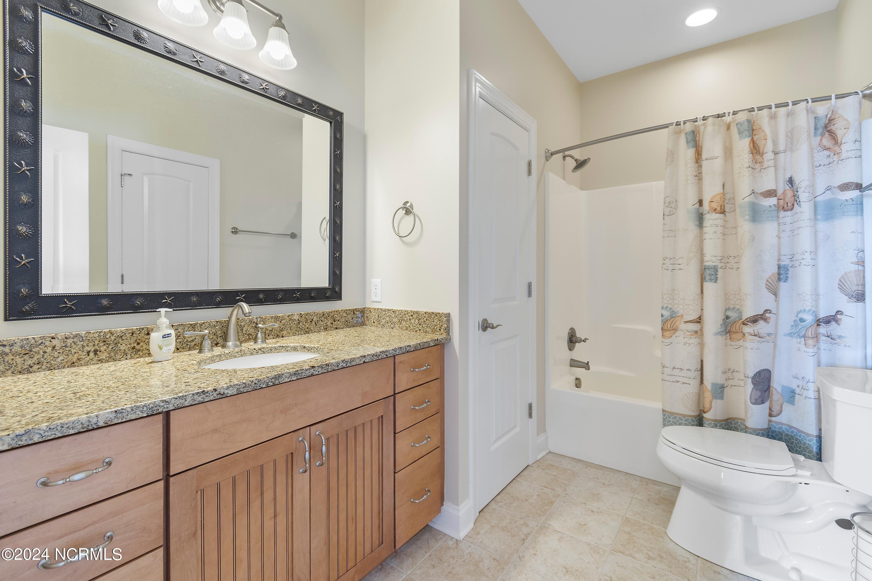 1636 E Dolphin Drive