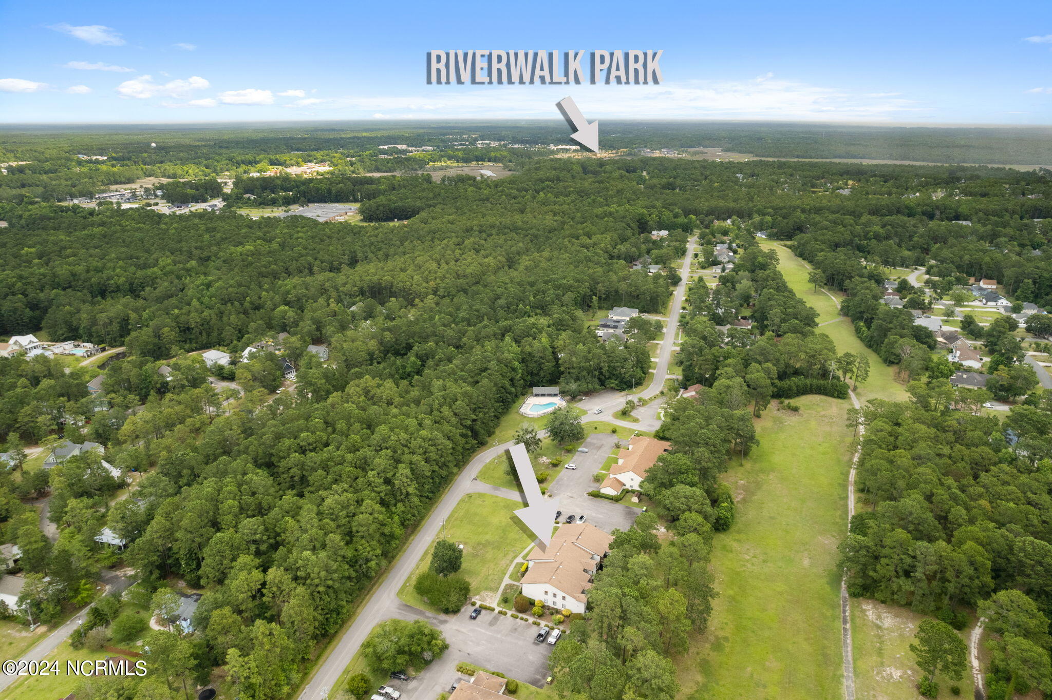 305 Country Club Villa Drive, # 3