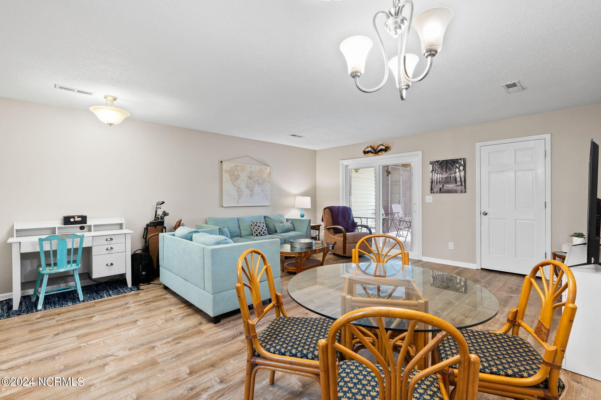 305 Country Club Villa Drive, # 3