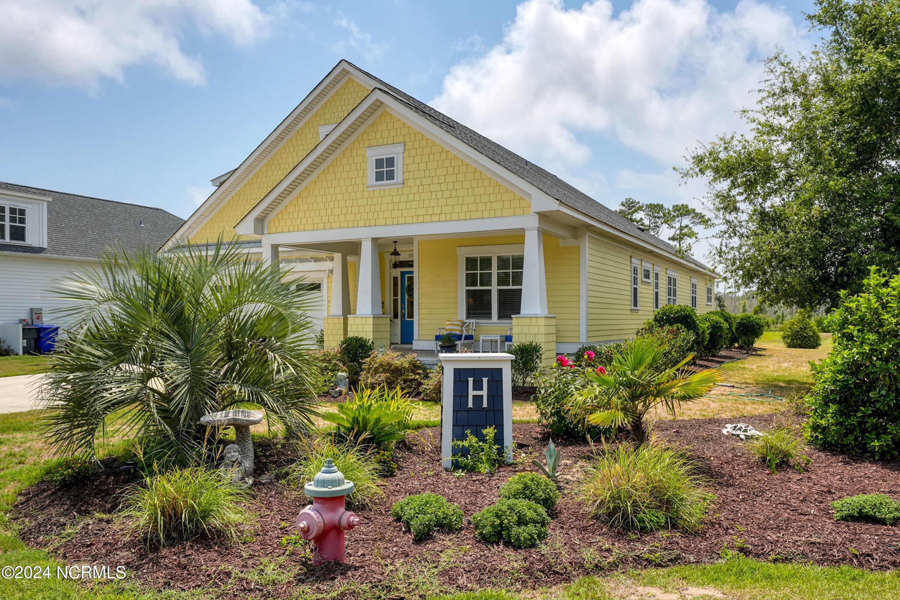 1027 Softwind Way