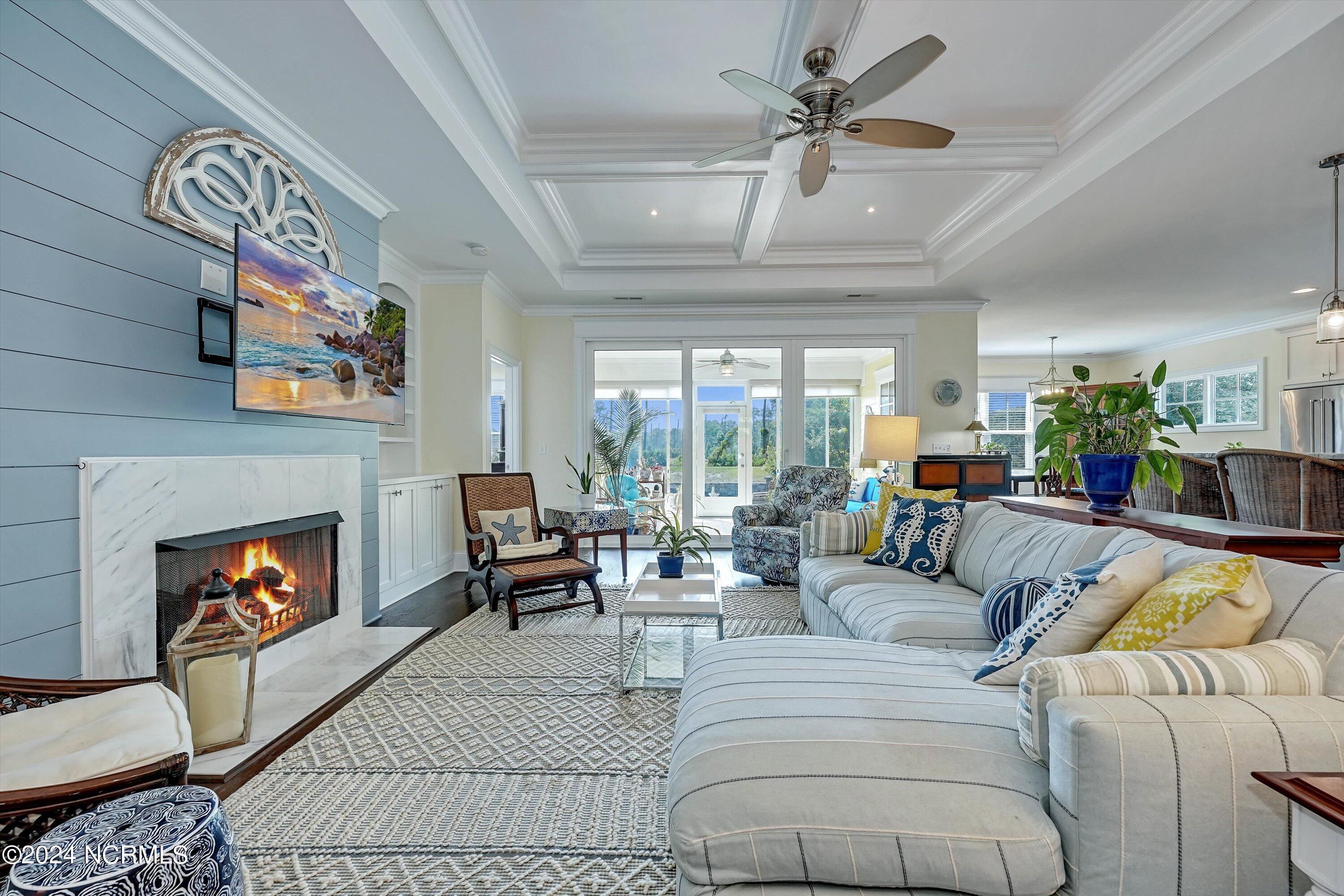 1027 Softwind Way