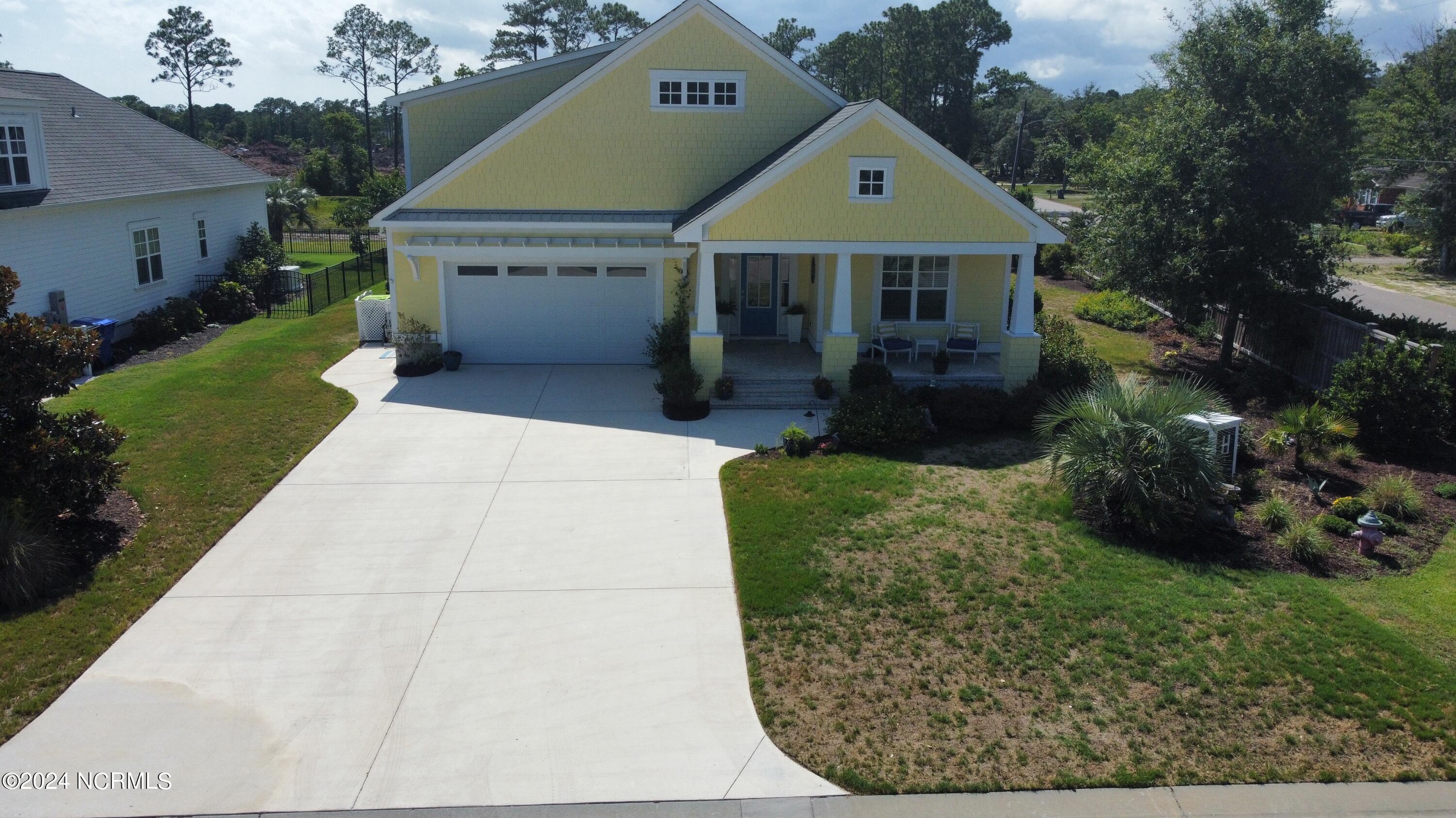 1027 Softwind Way
