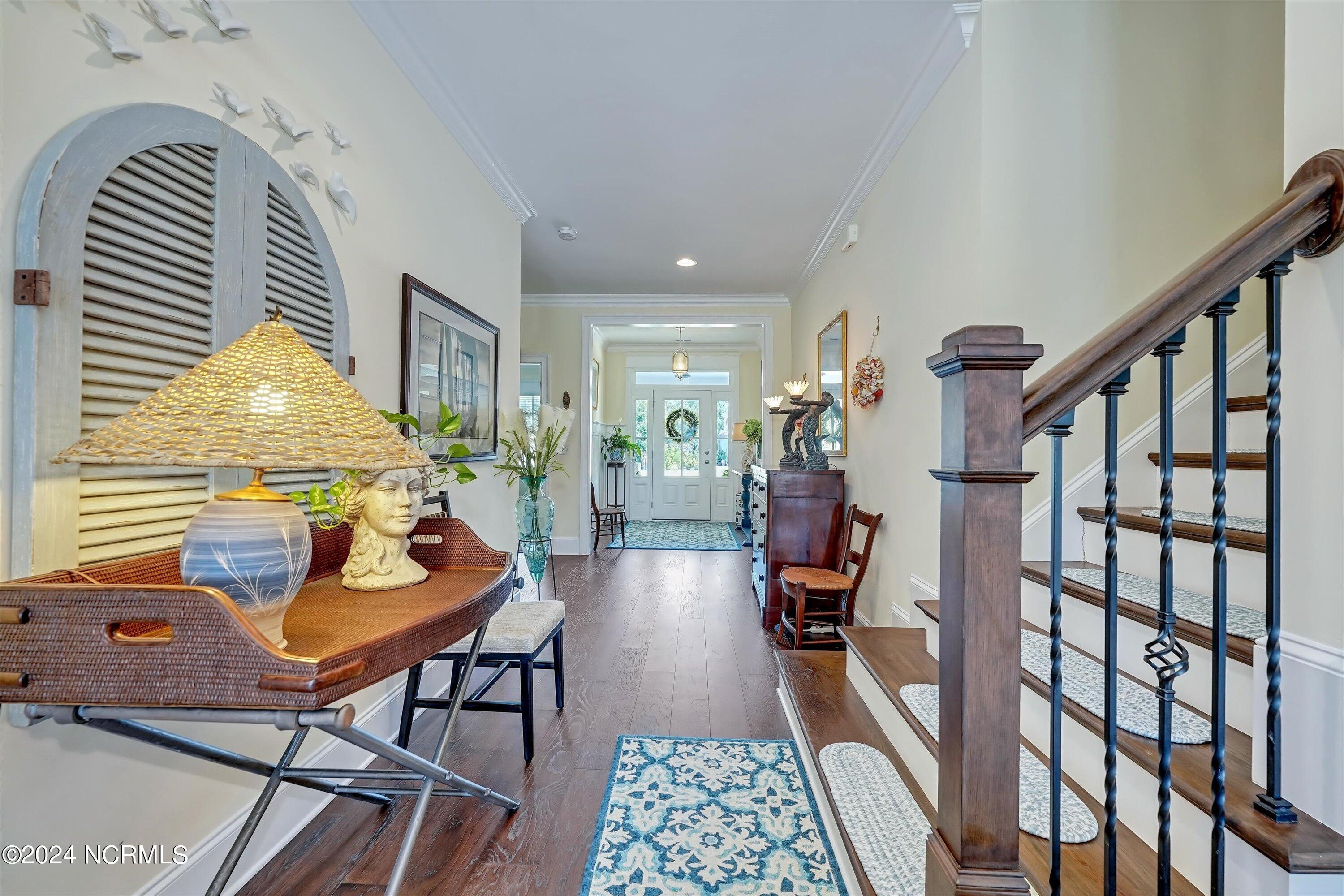 1027 Softwind Way